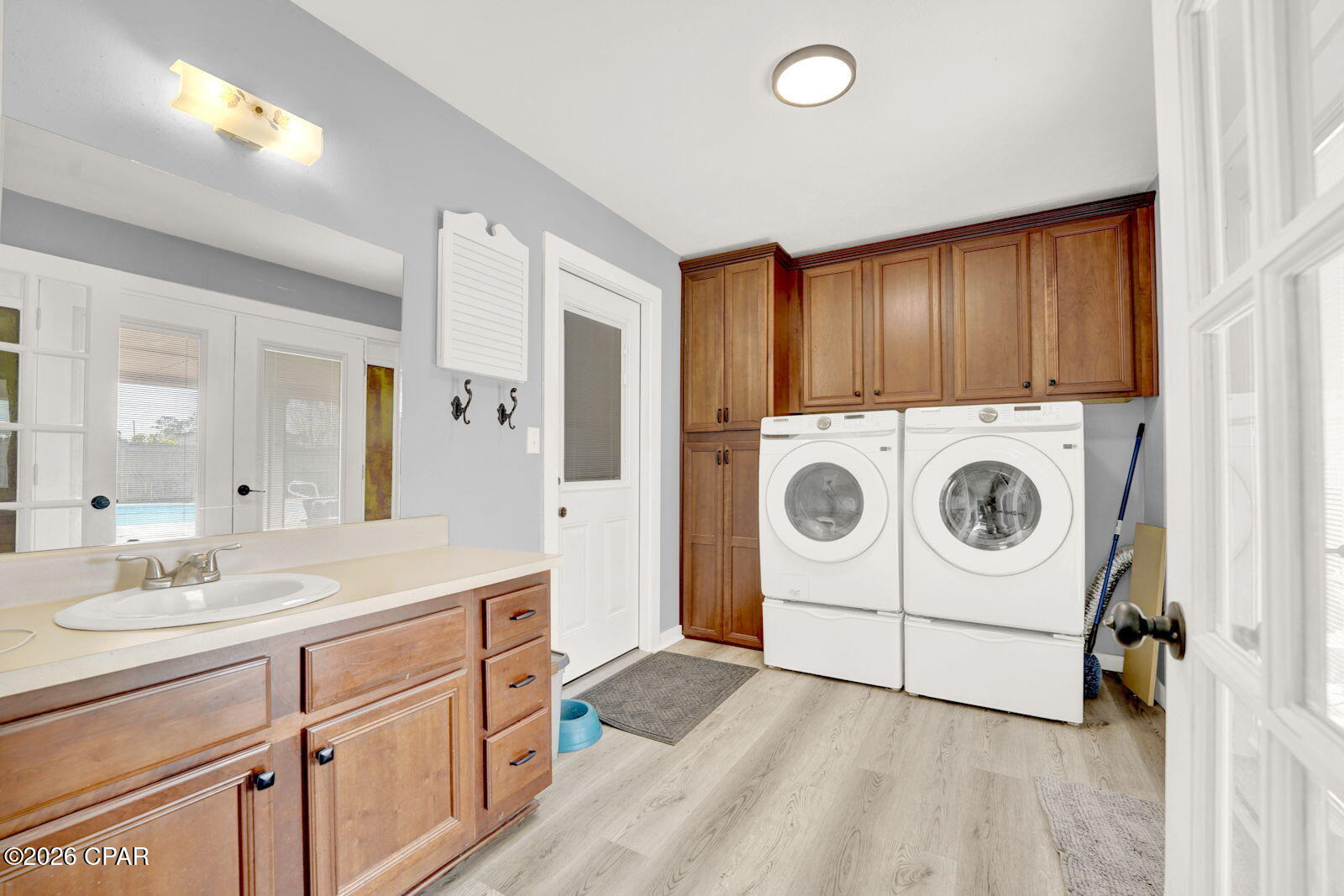 Image 16 For 301 Floyd Drive