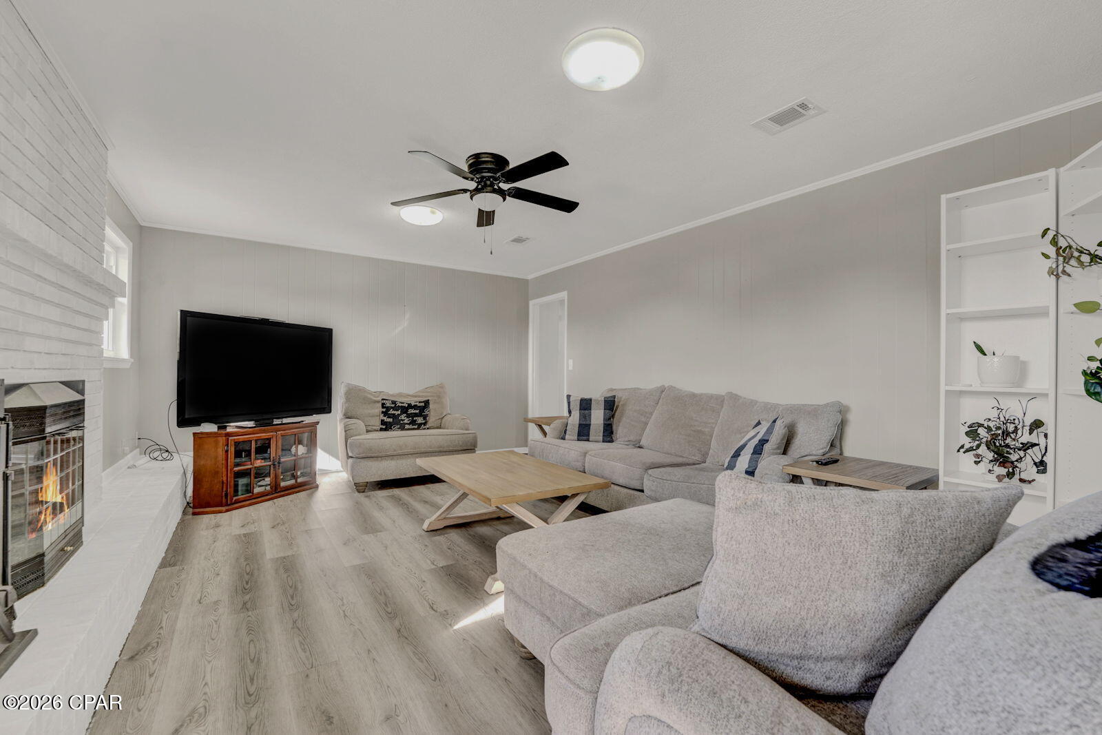 Image 19 For 301 Floyd Drive