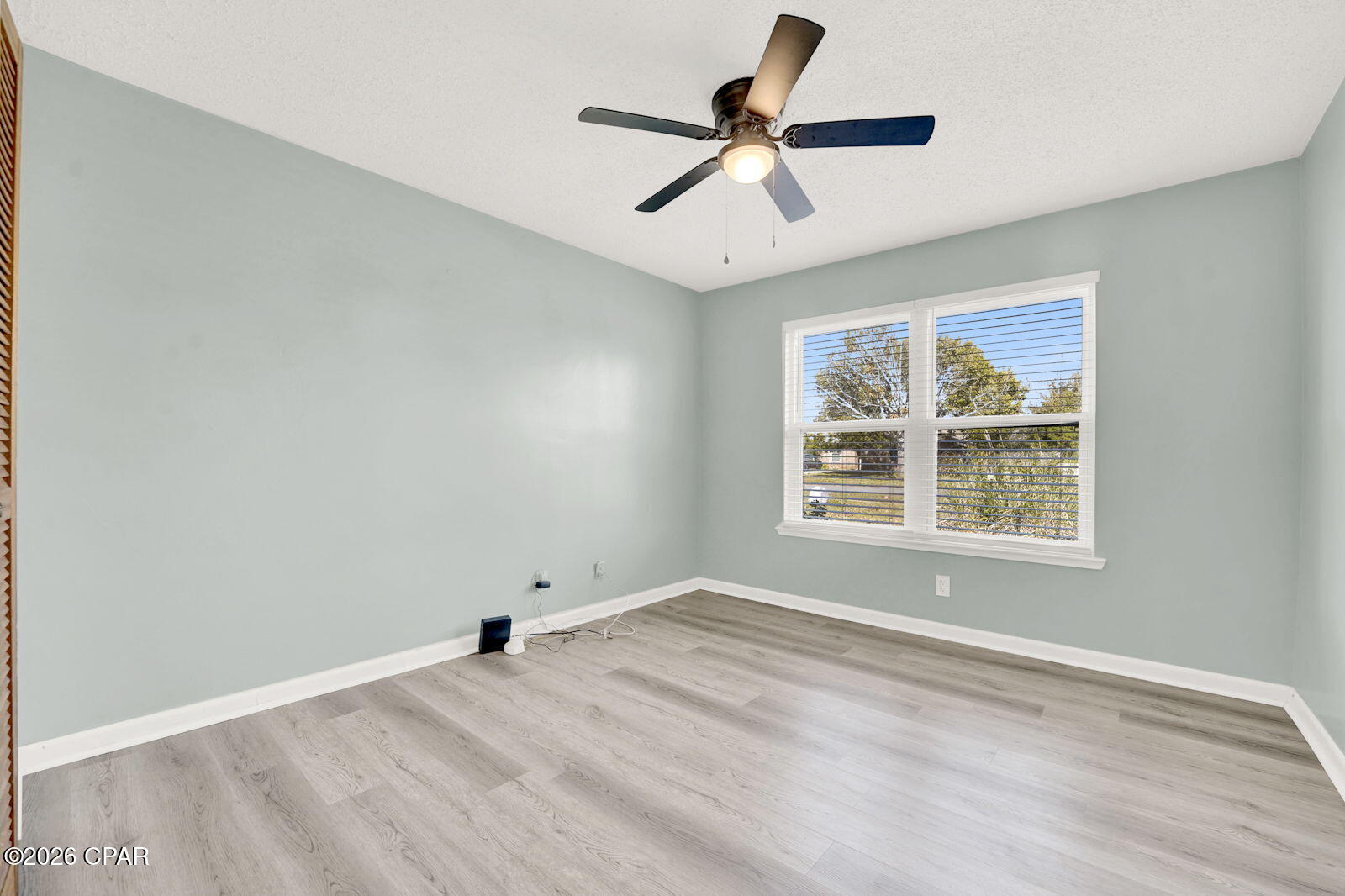 Image 24 For 301 Floyd Drive