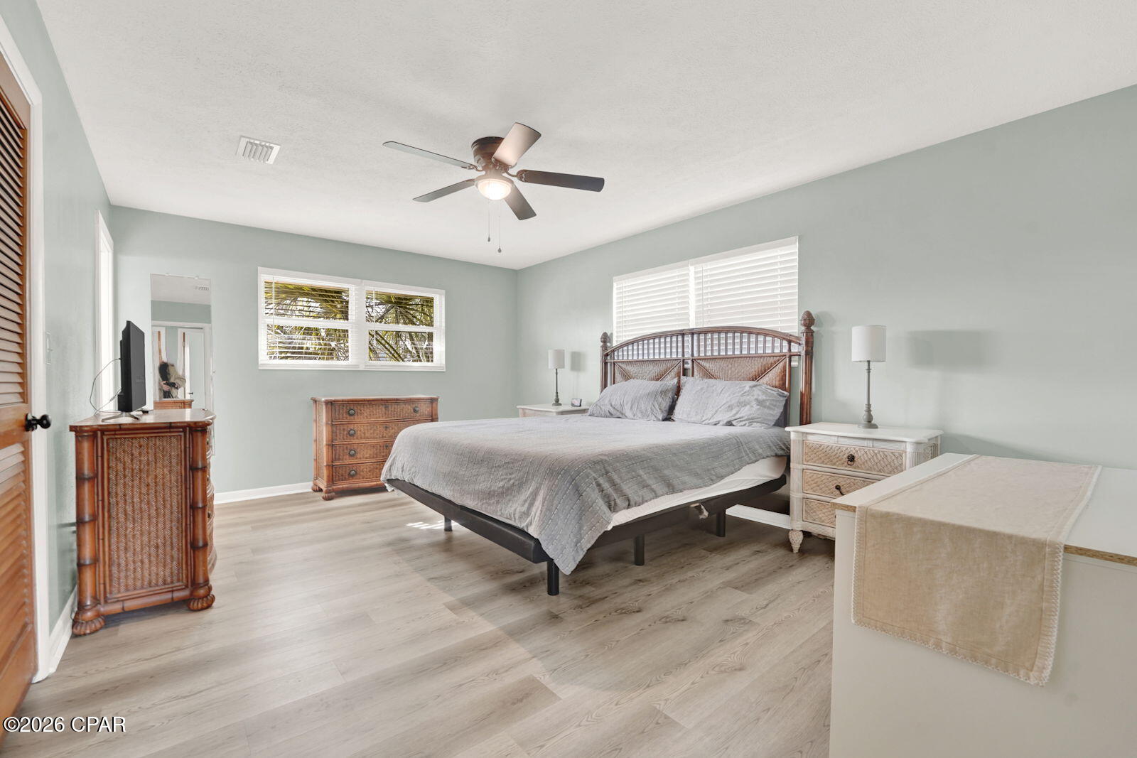 Image 28 For 301 Floyd Drive