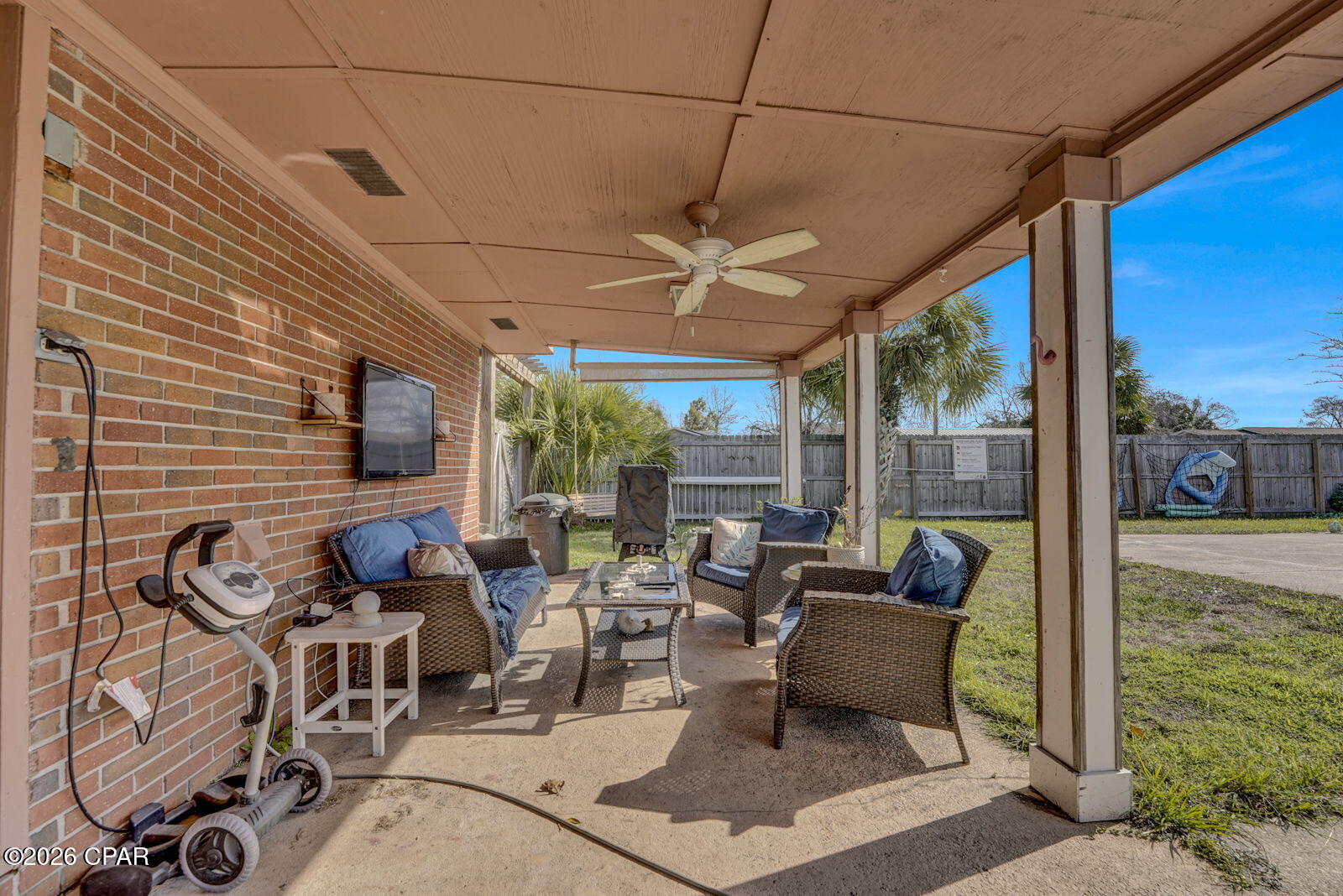 Image 32 For 301 Floyd Drive