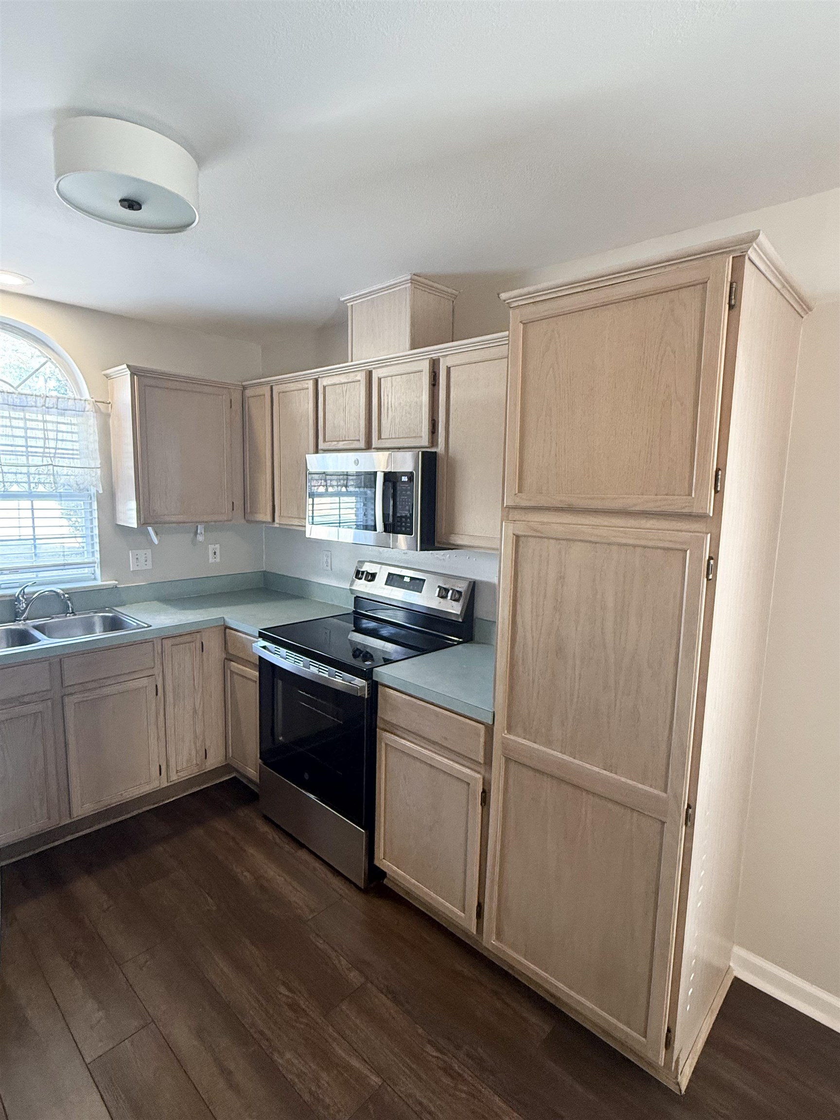 5364 Appledore Lane