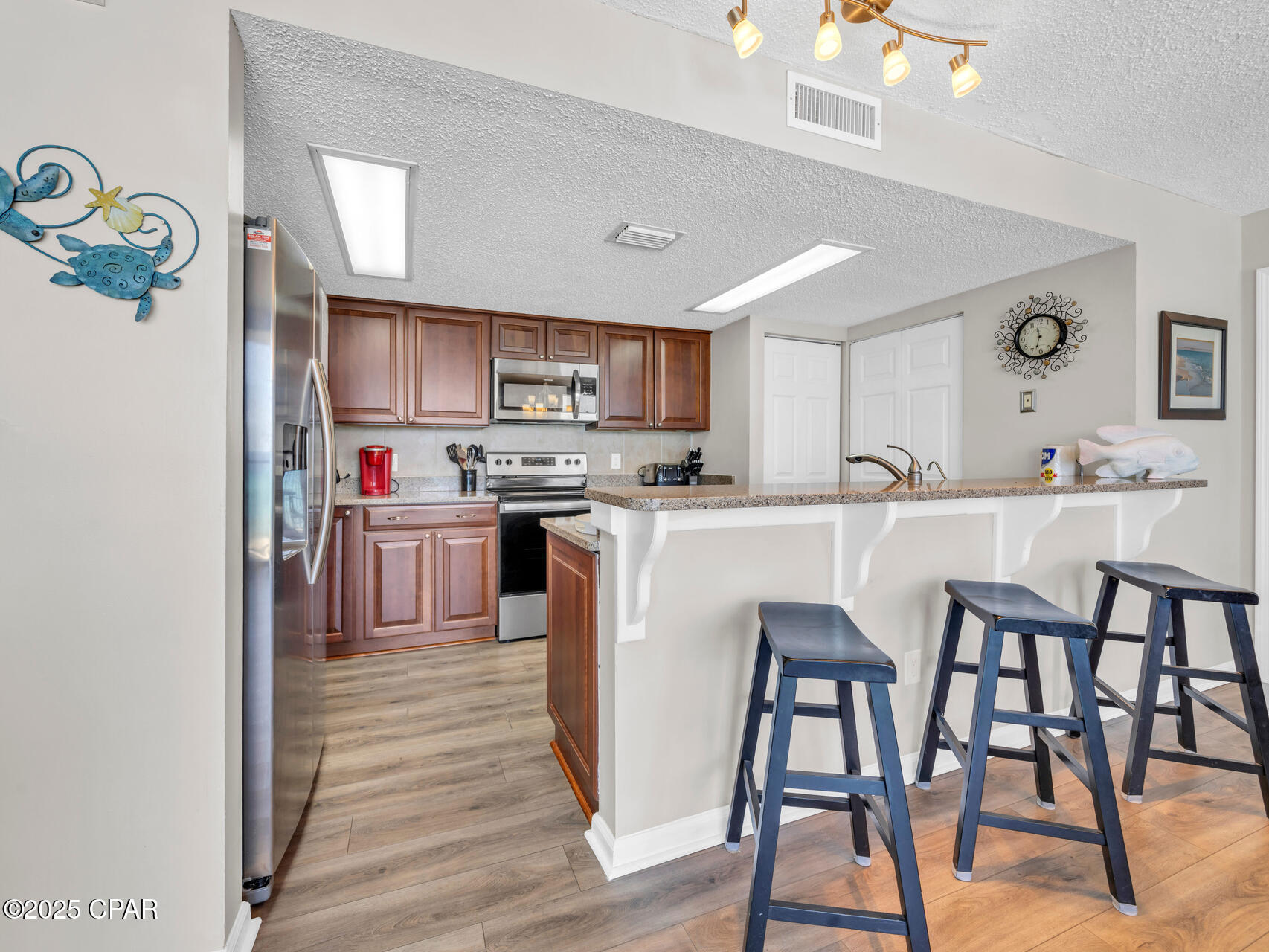 Image 5 For 17351 Front Beach Road W404