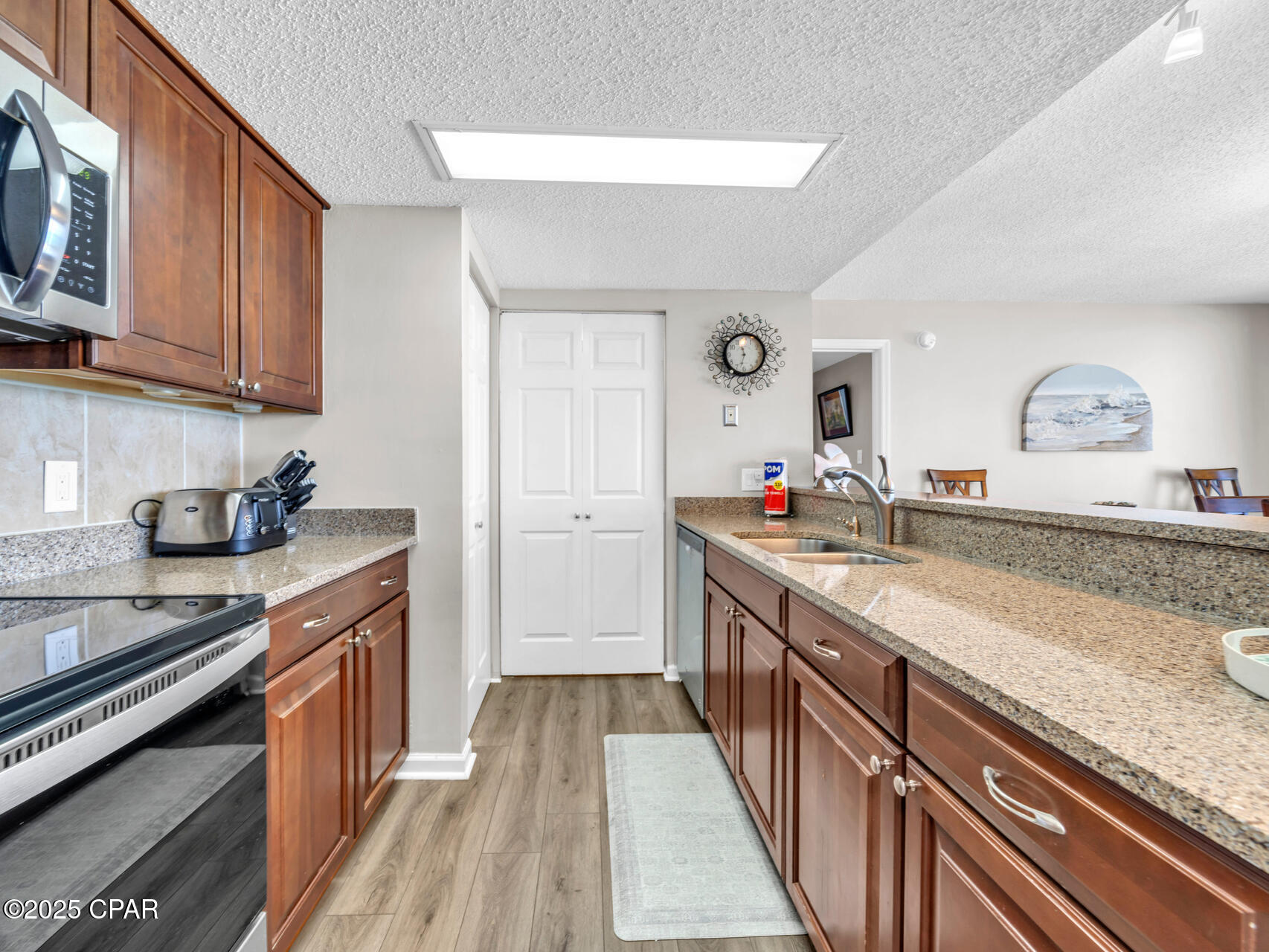 Image 7 For 17351 Front Beach Road W404