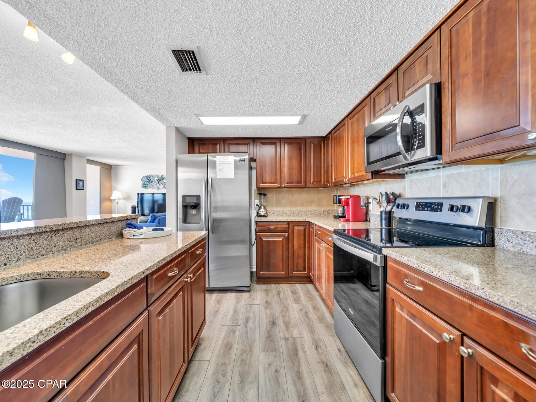 Image 8 For 17351 Front Beach Road W404