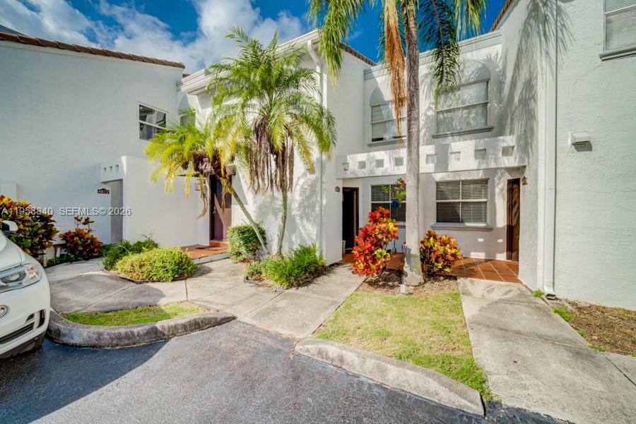 The Greens At Doral Condo