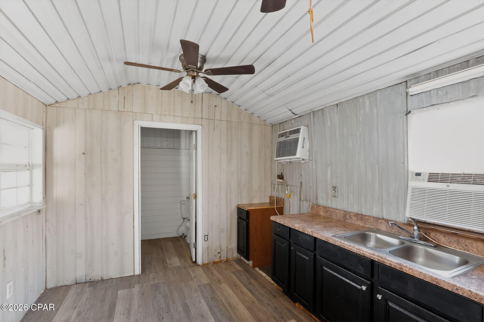 Image 4 For 3136 Aycock Road