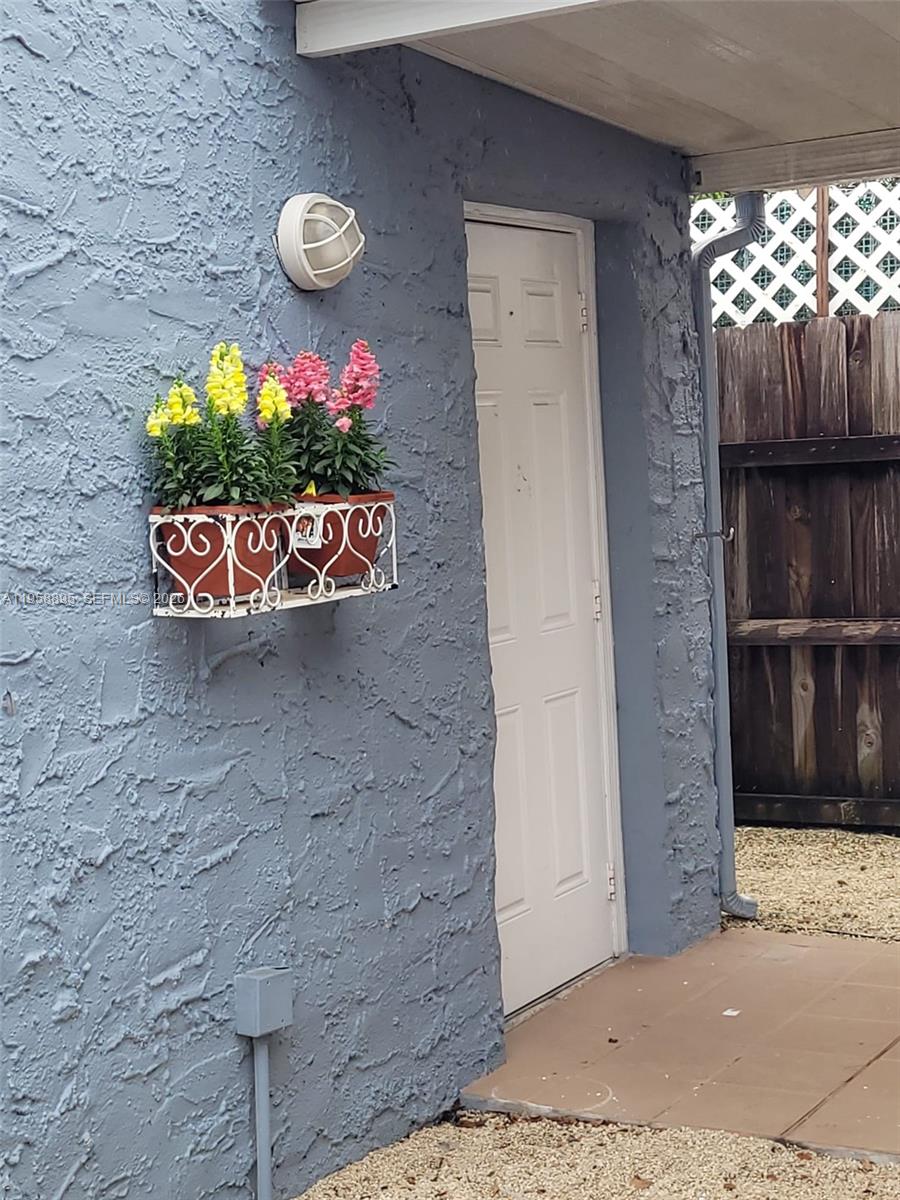 Silver Bluff Est-Sec B