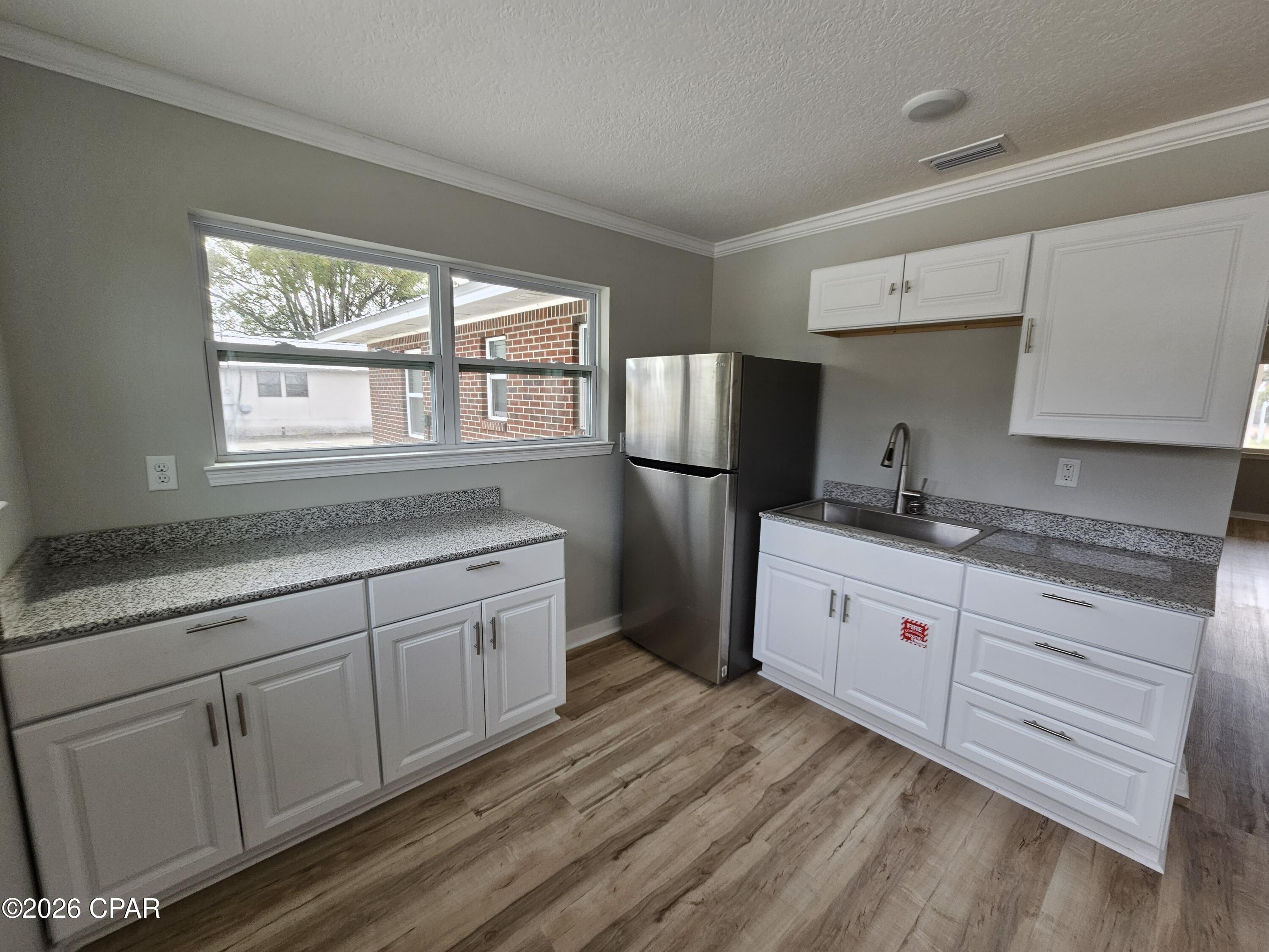 Image 12 For 1220 Jenks Avenue