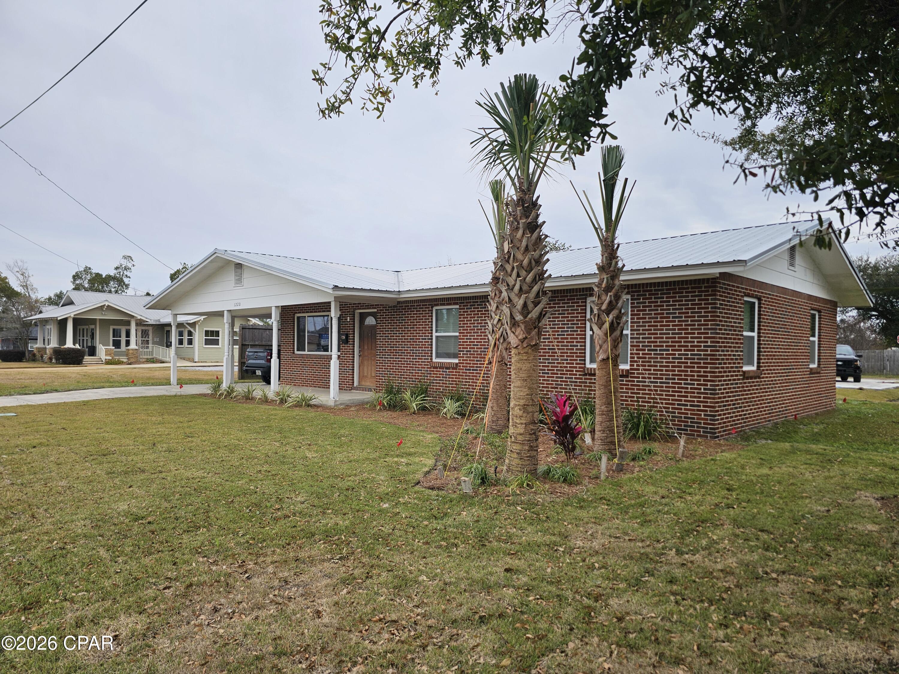 Image 2 For 1220 Jenks Avenue