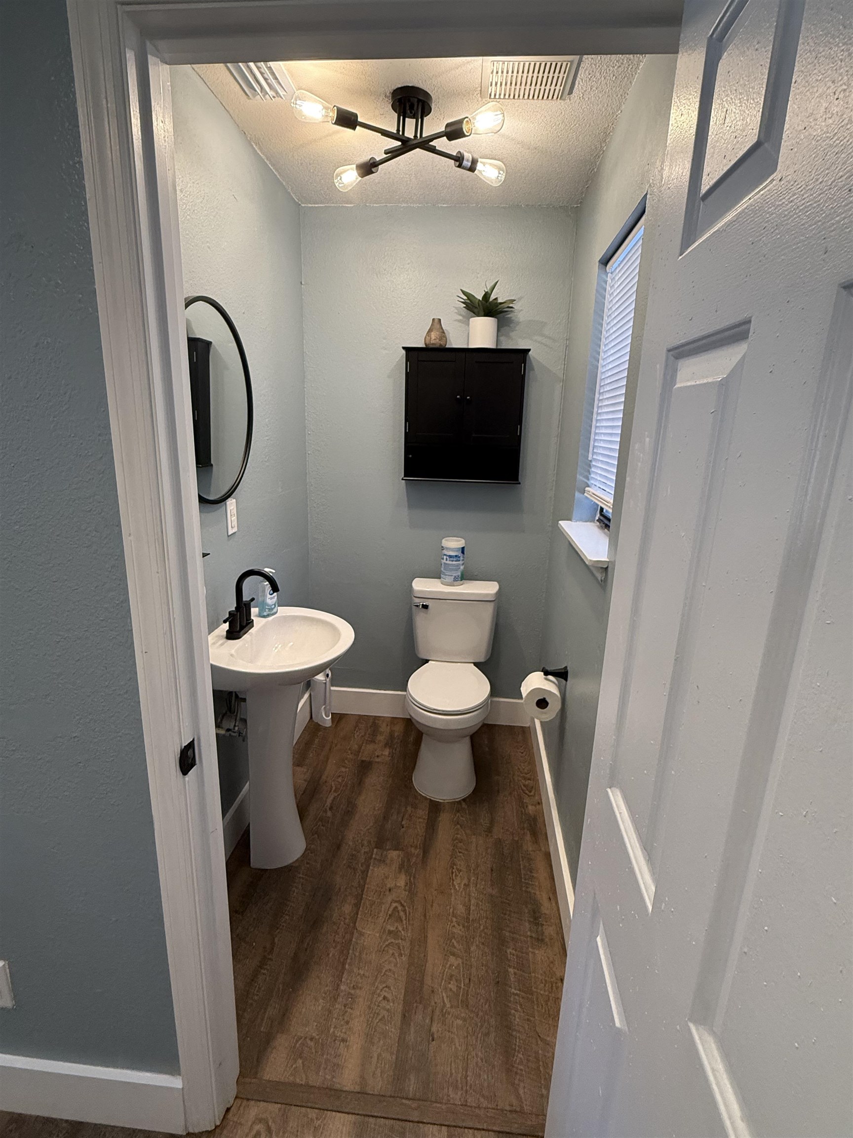 8225 Woodville Highway