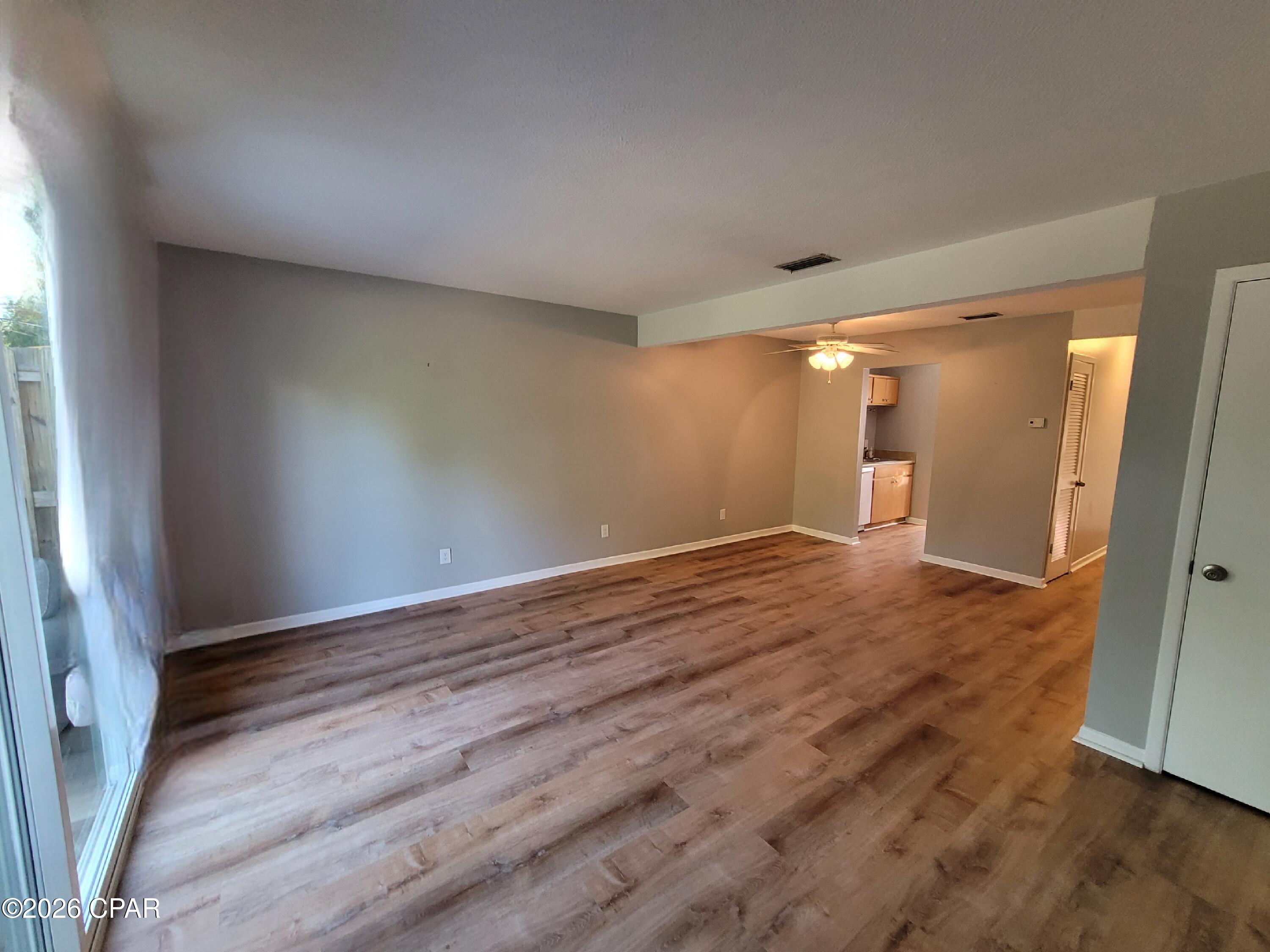 Image 3 For 1202 Drake Avenue B