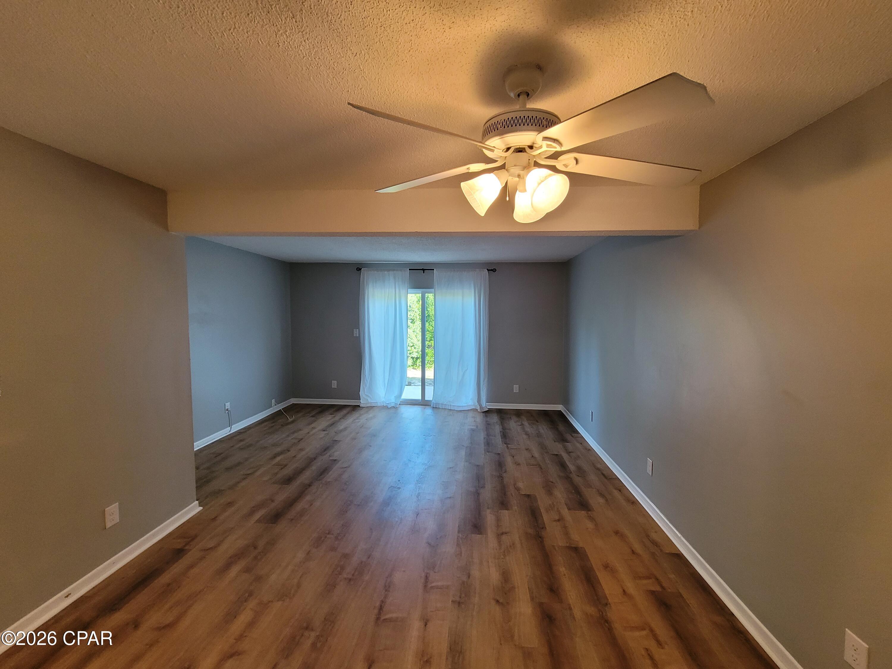 Image 4 For 1202 Drake Avenue B