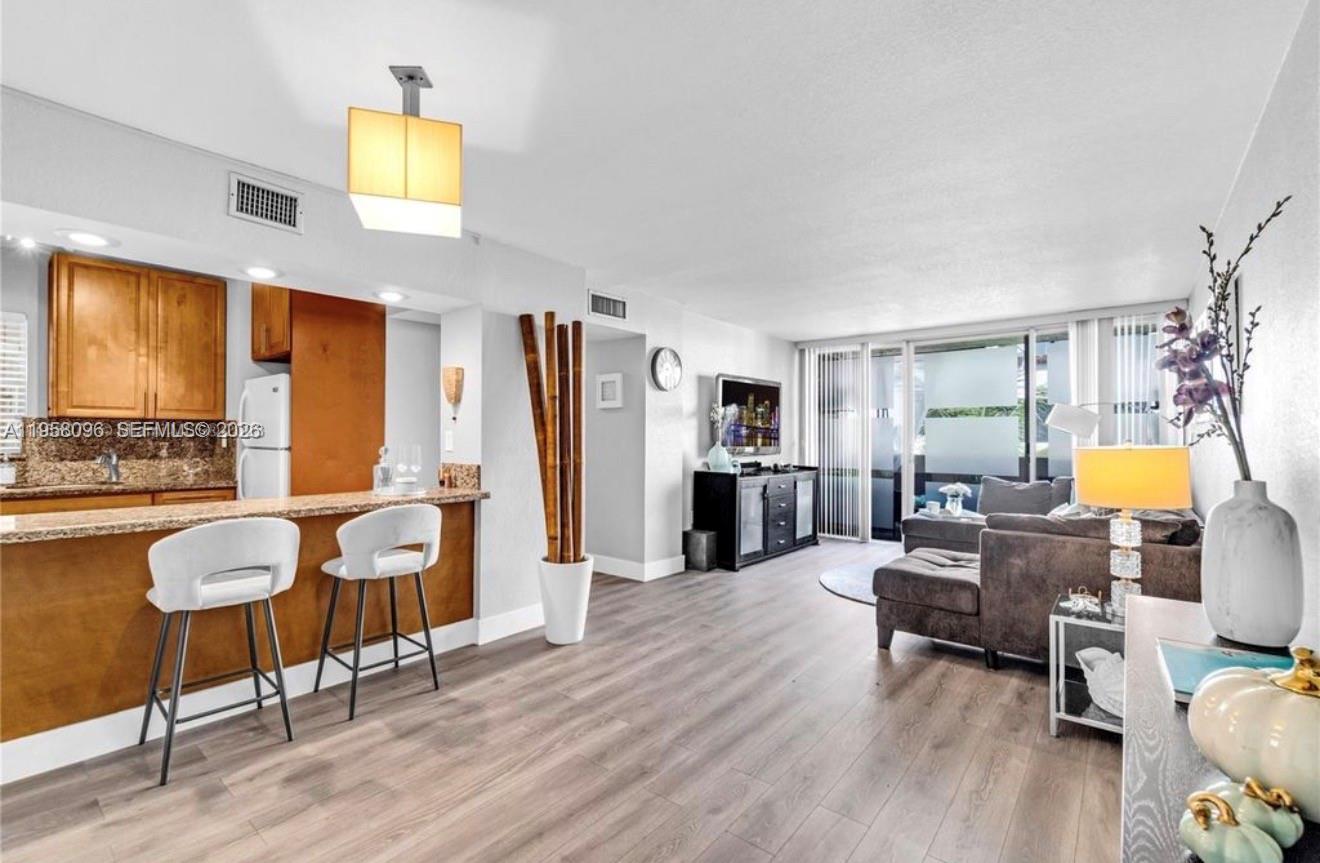 Pinebark Condo No 1