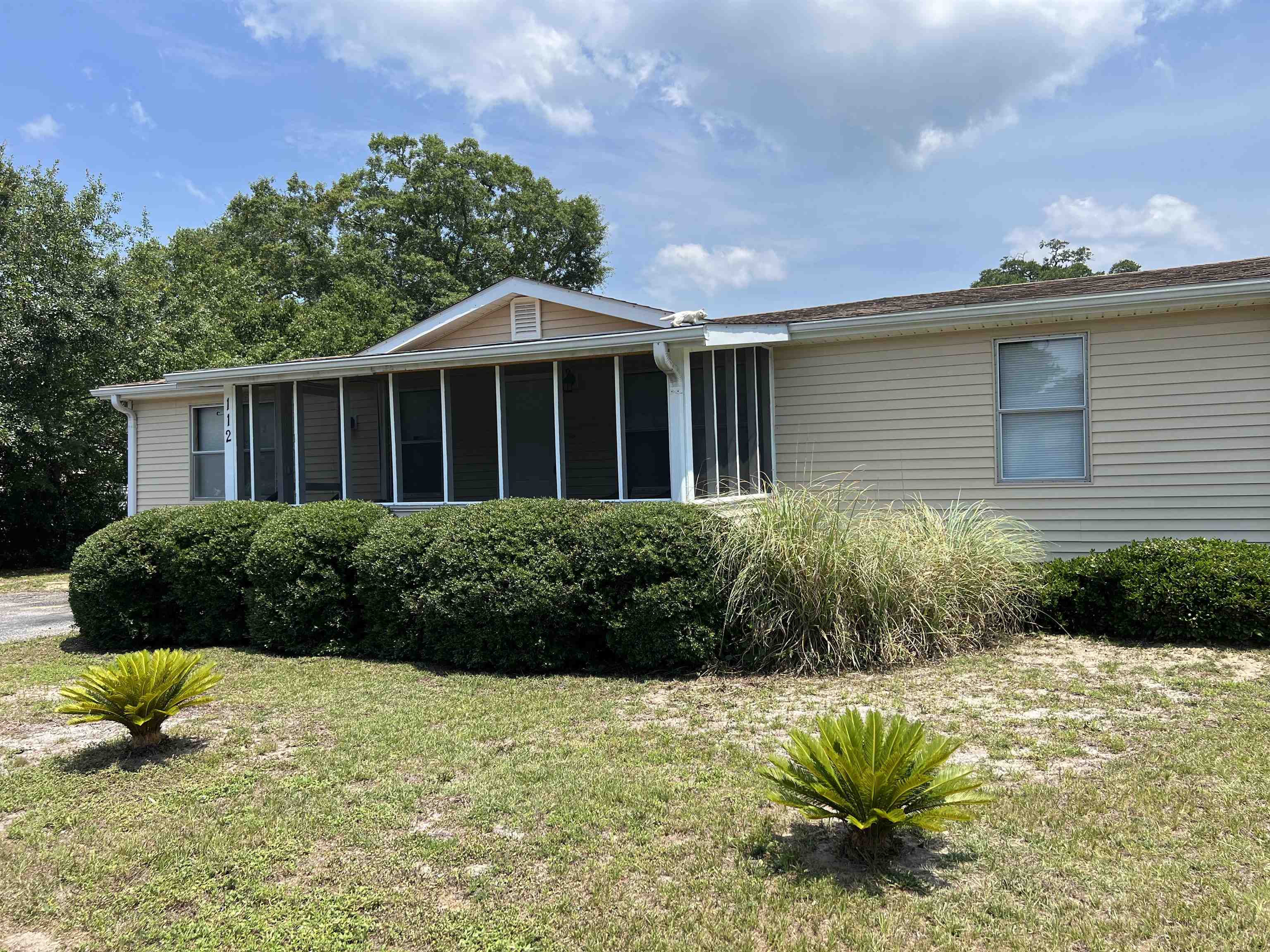 112 Village Ct. Murrells Inlet, SC 29576