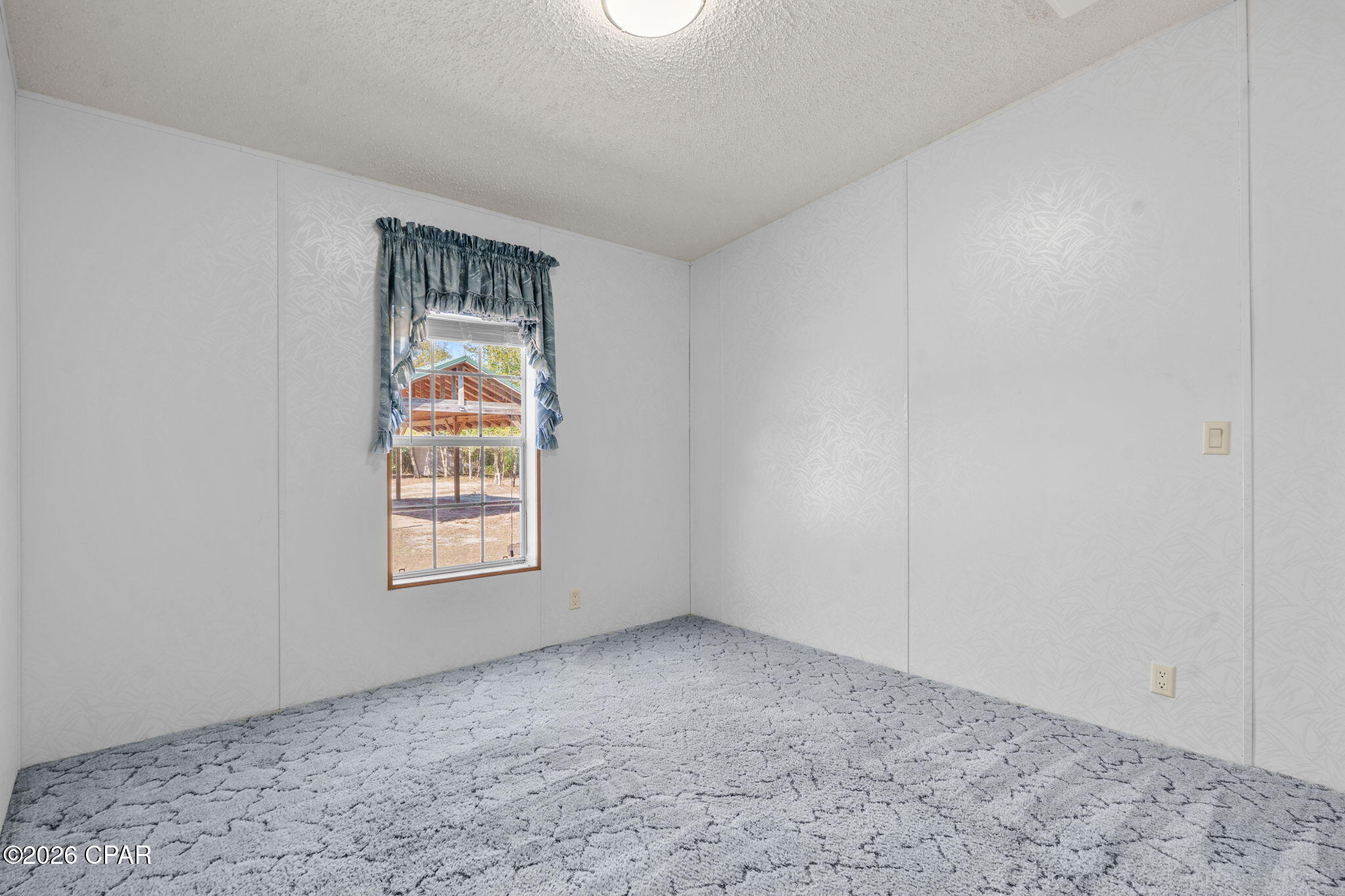 Image 11 For 11943 Happyville Road