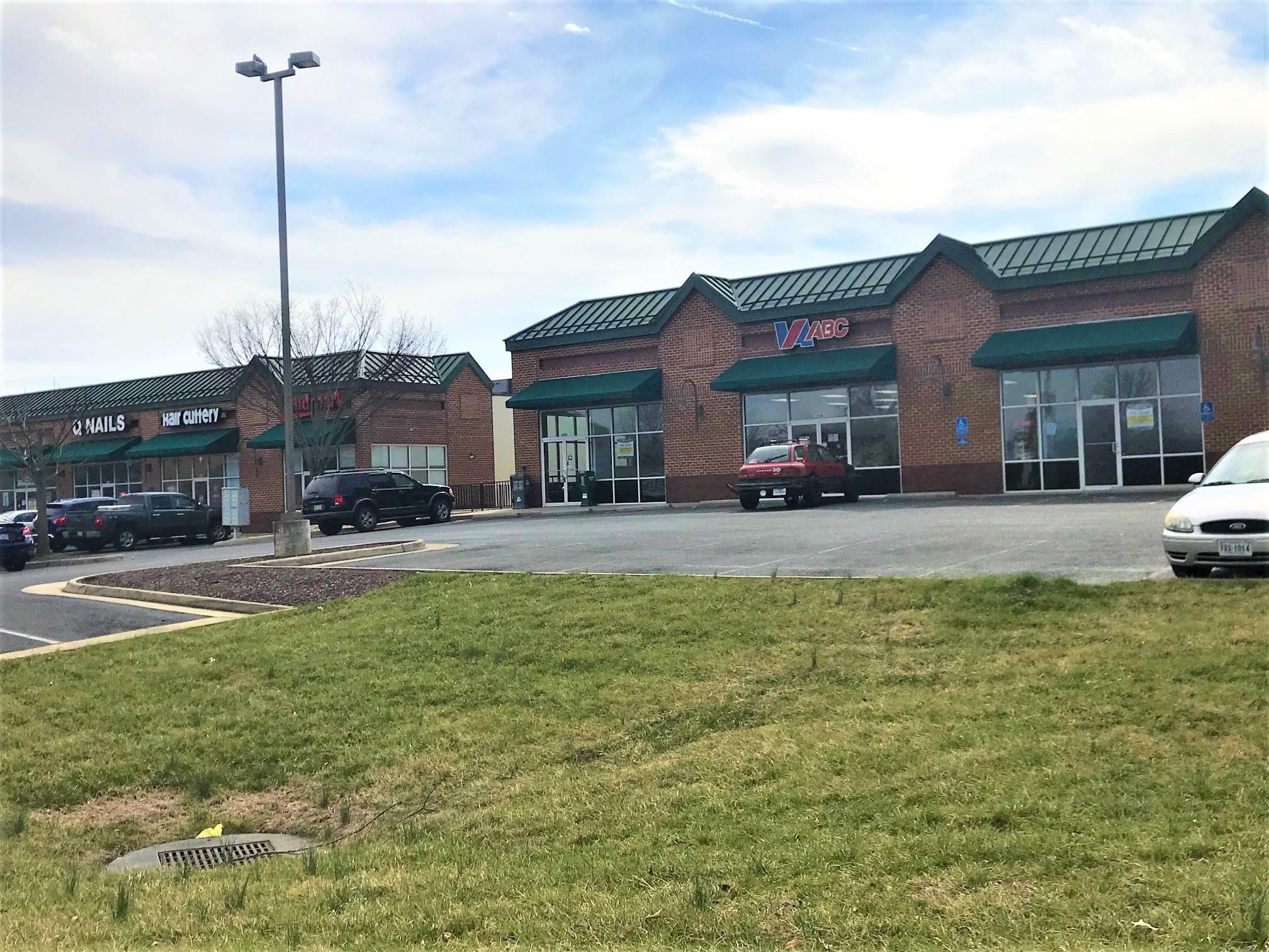 109 LUCY LN exterior