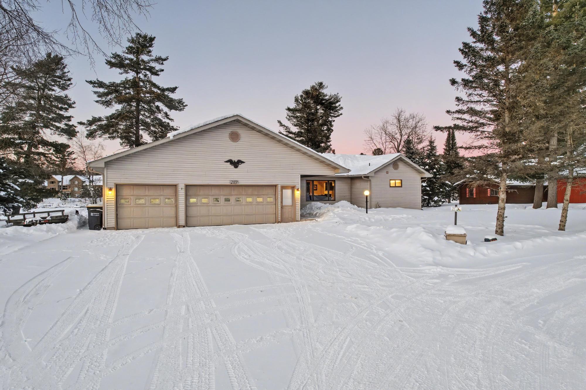 Yellow Birch Lake Property 203 River St Photo 8