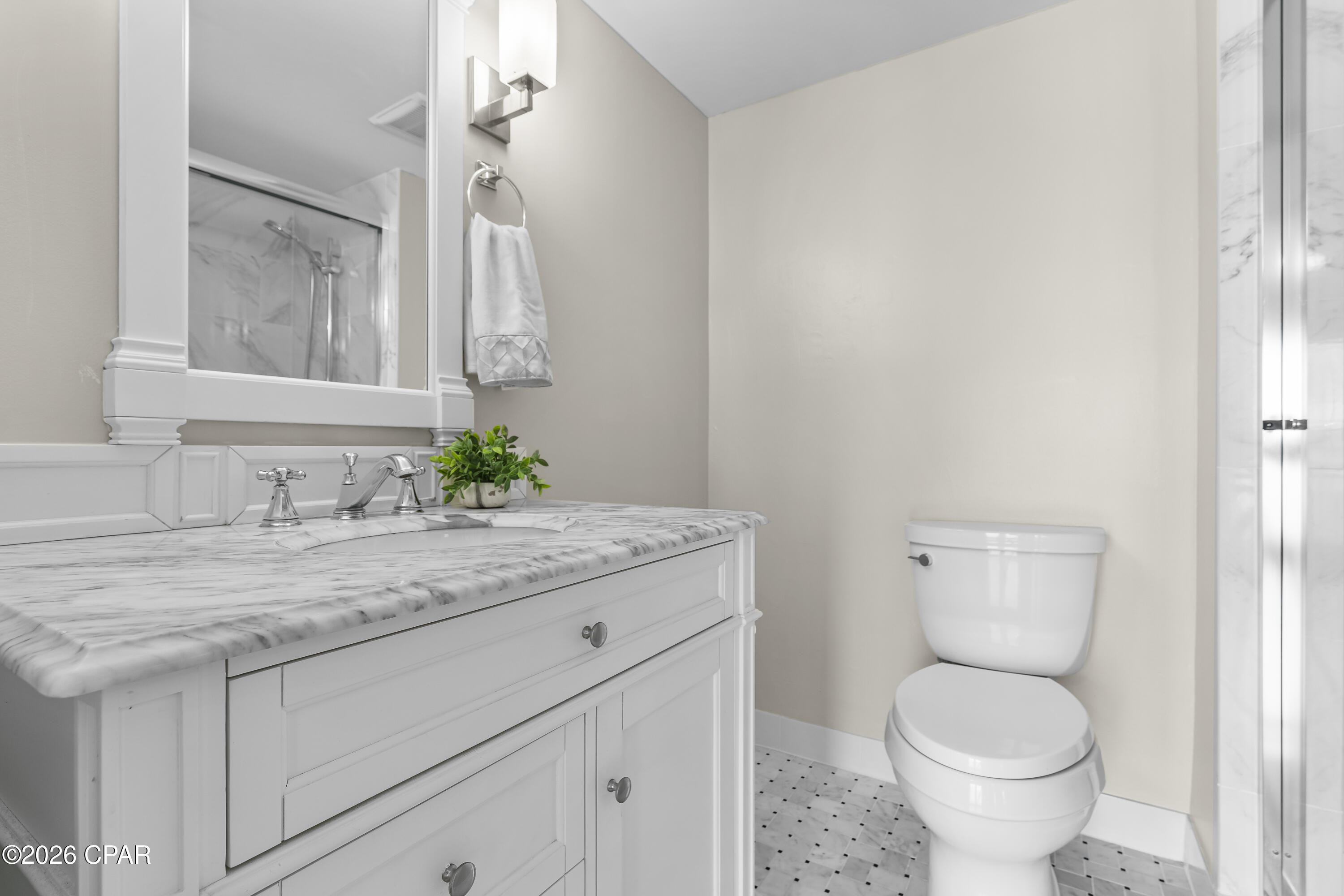 Image 18 For 100 Cherry Street 604