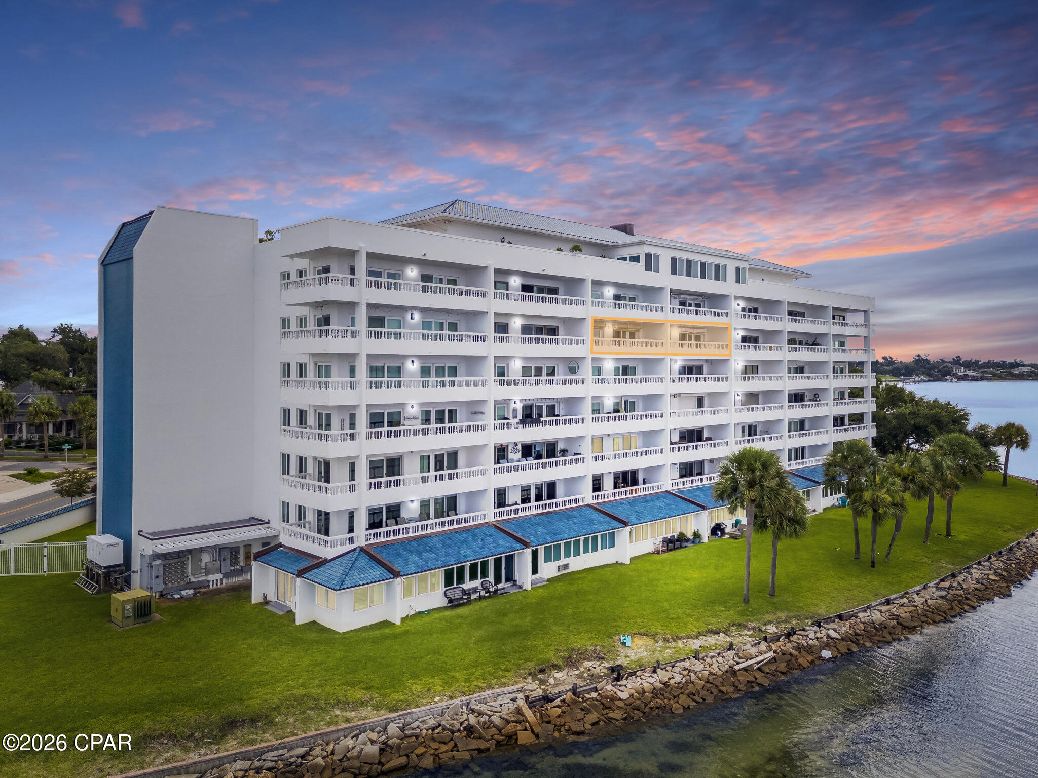 Image 2 For 100 Cherry Street 604