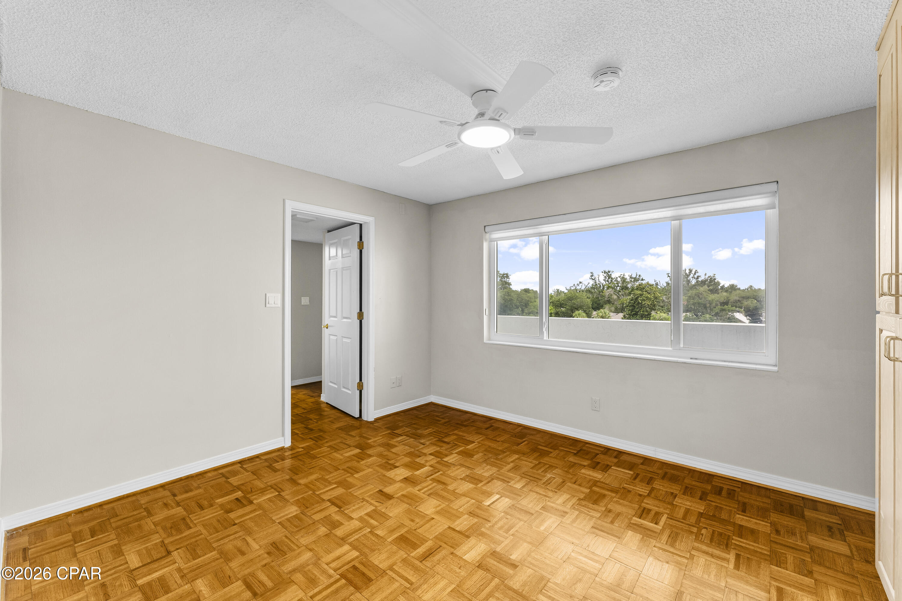 Image 23 For 100 Cherry Street 604