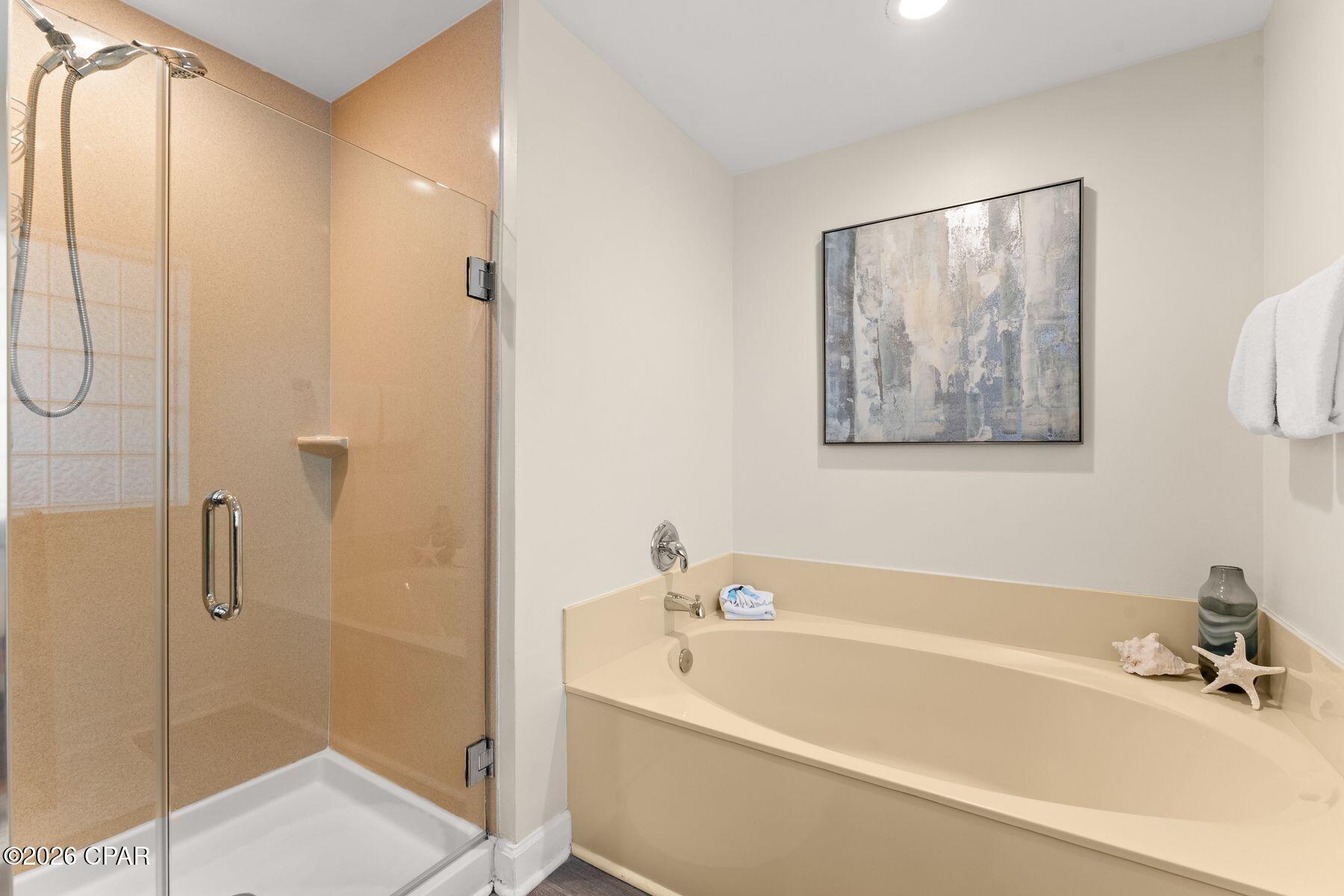 Image 13 For 9450 Thomas Drive 1600e
