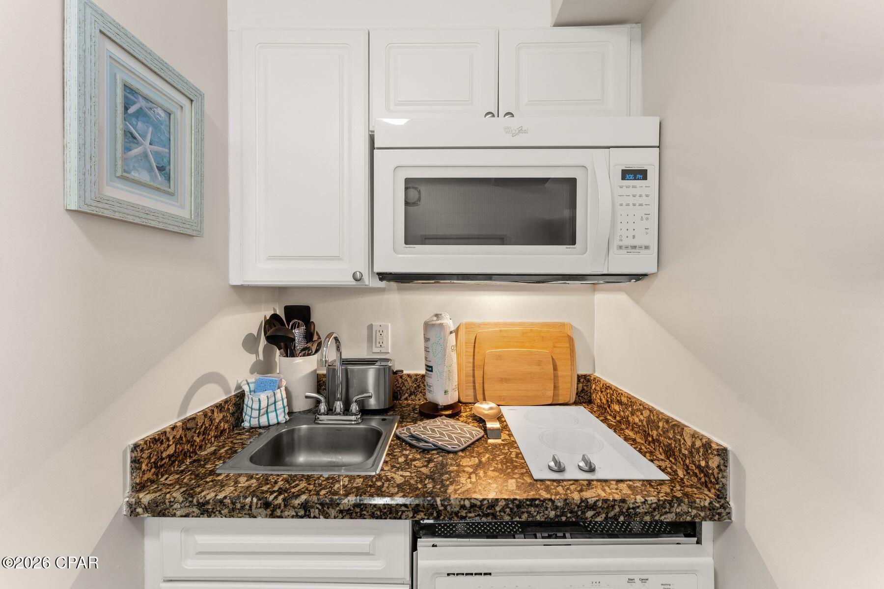 Image 6 For 9450 Thomas Drive 1600e