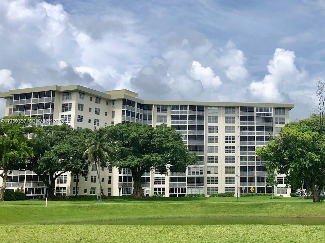 No 39 Palm-Aire Country C