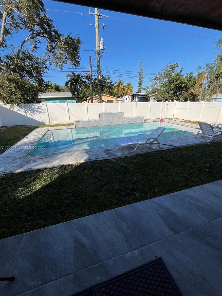 Bonus room and amenities at 39 7th St - Home in Dania Beach