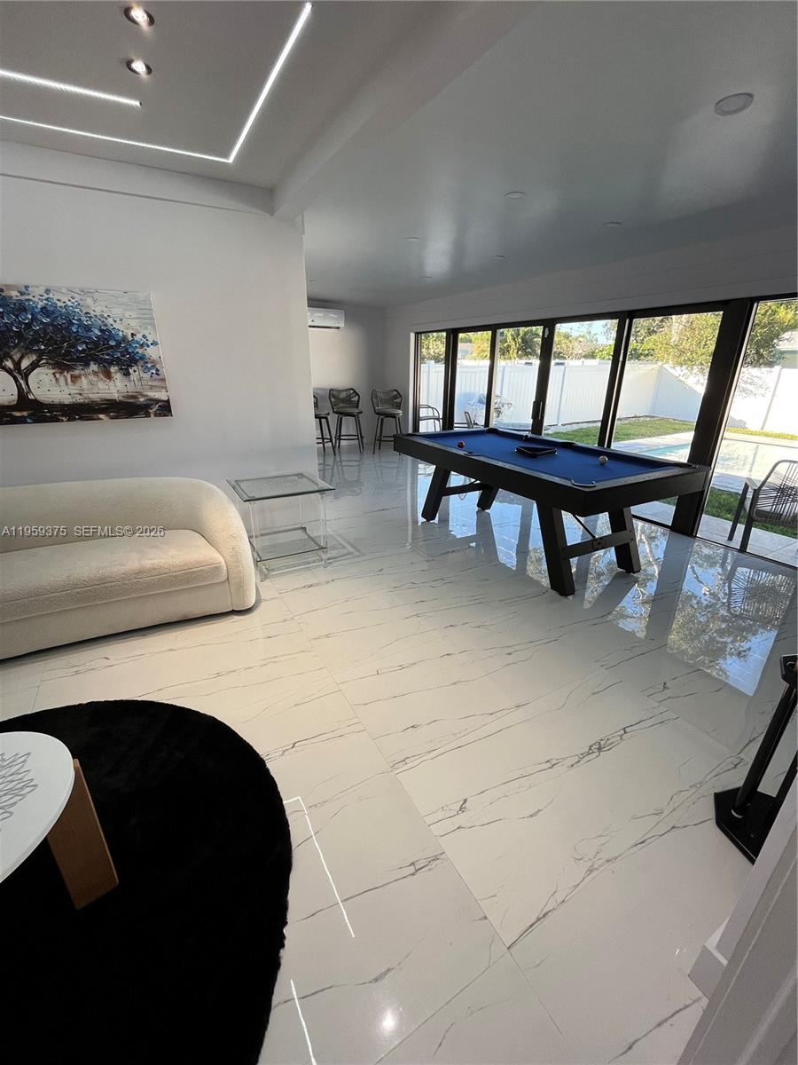 Bonus room and amenities at 39 7th St - Home in Dania Beach