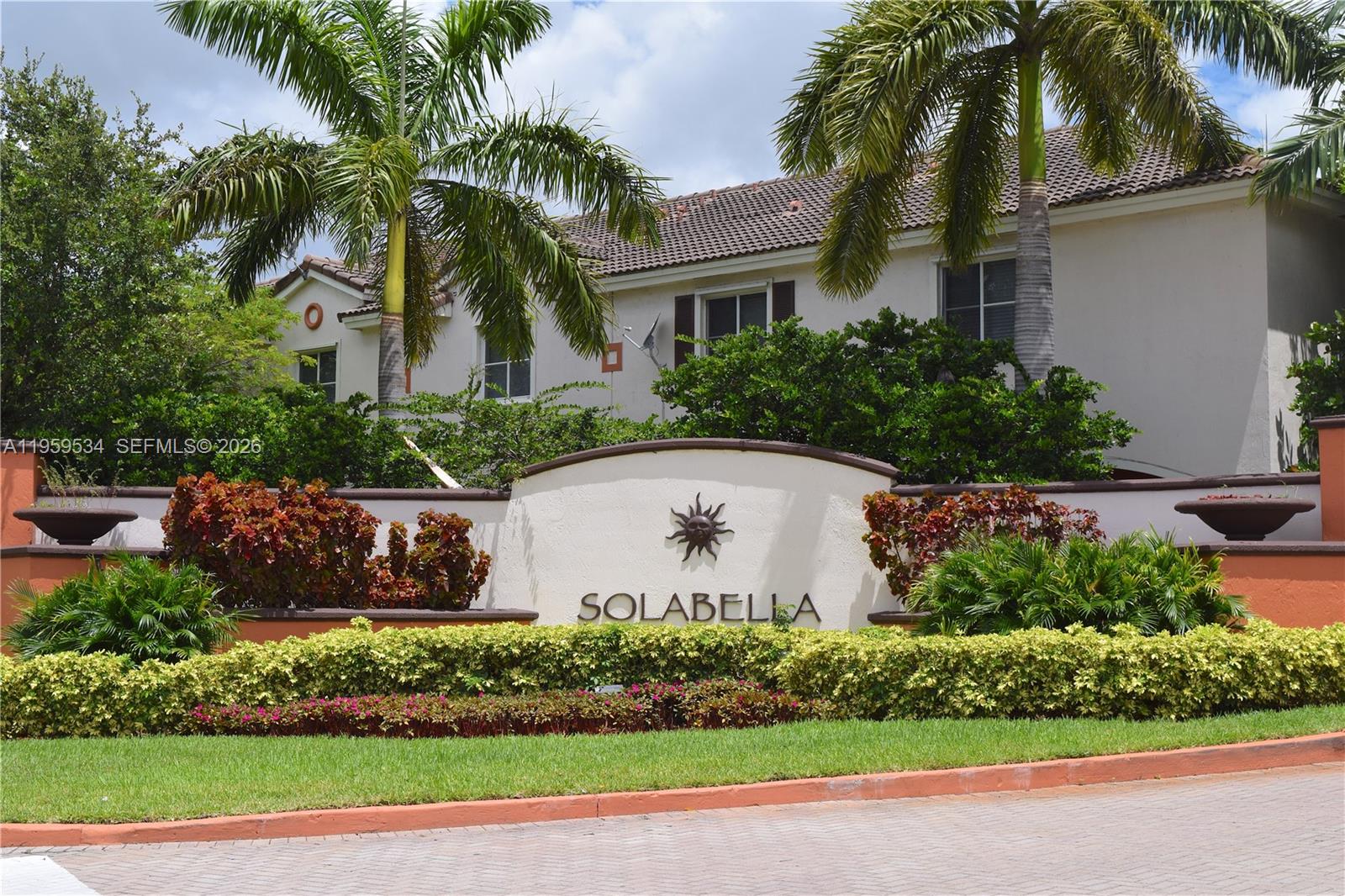Solabella Condo