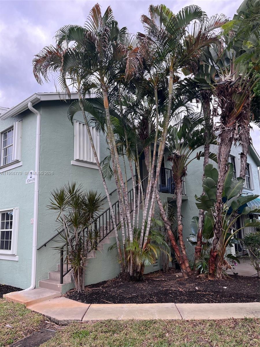 Waterside Village Of Palm