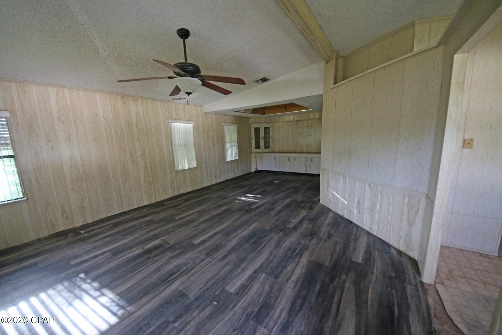 Image 11 For 18475 55th Place