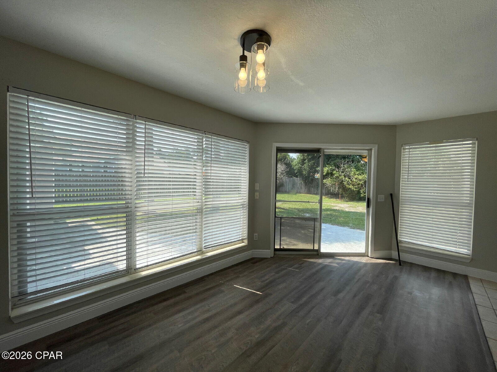 Image 15 For 122 Treasure Palm Drive