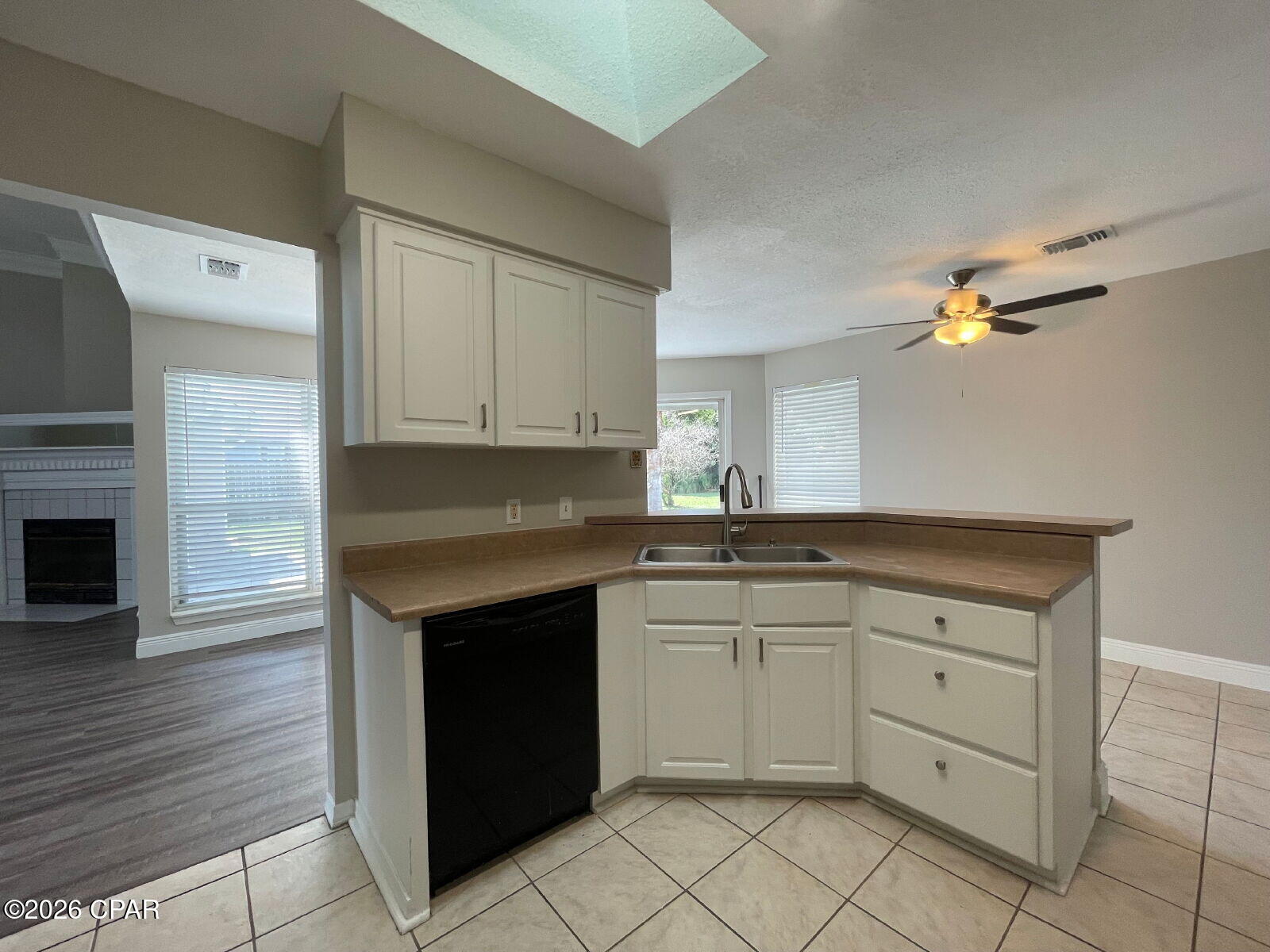 Image 17 For 122 Treasure Palm Drive