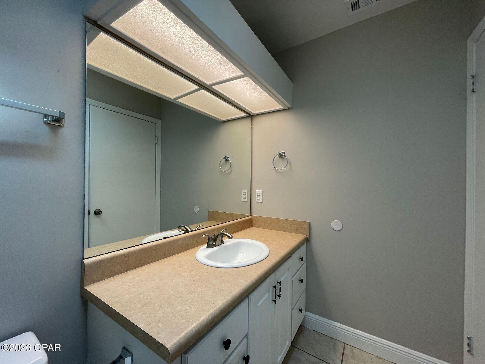 Image 4 For 122 Treasure Palm Drive