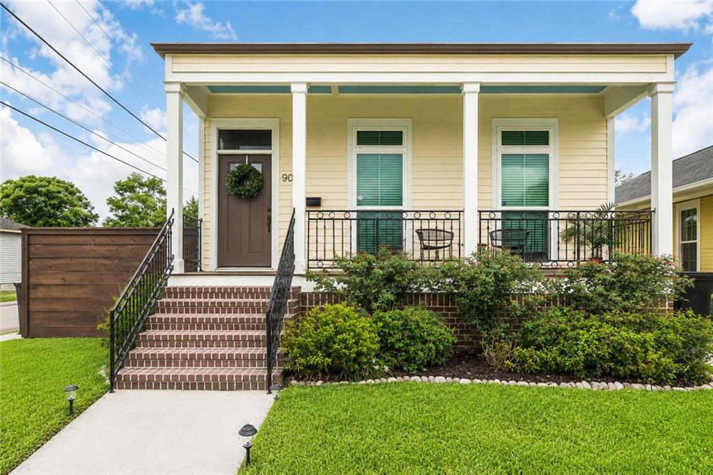 Photo 1 of Single family home for sale at 9002 Colapissa St, New Orleans, LA 70118 | MLS# 2541756 | Listing updated on 2026-09-11