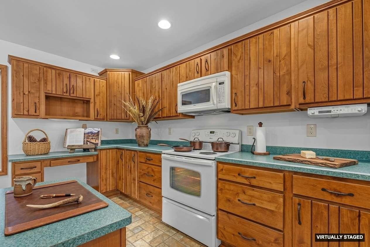 Undocumented Lake Property 14295 Little Ten Ln Photo 9