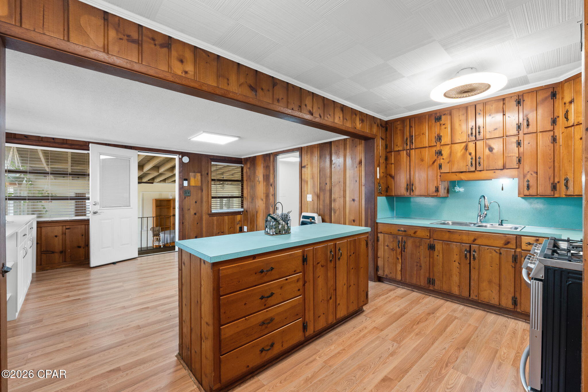 Image 7 For 1336 Cincinnati Avenue