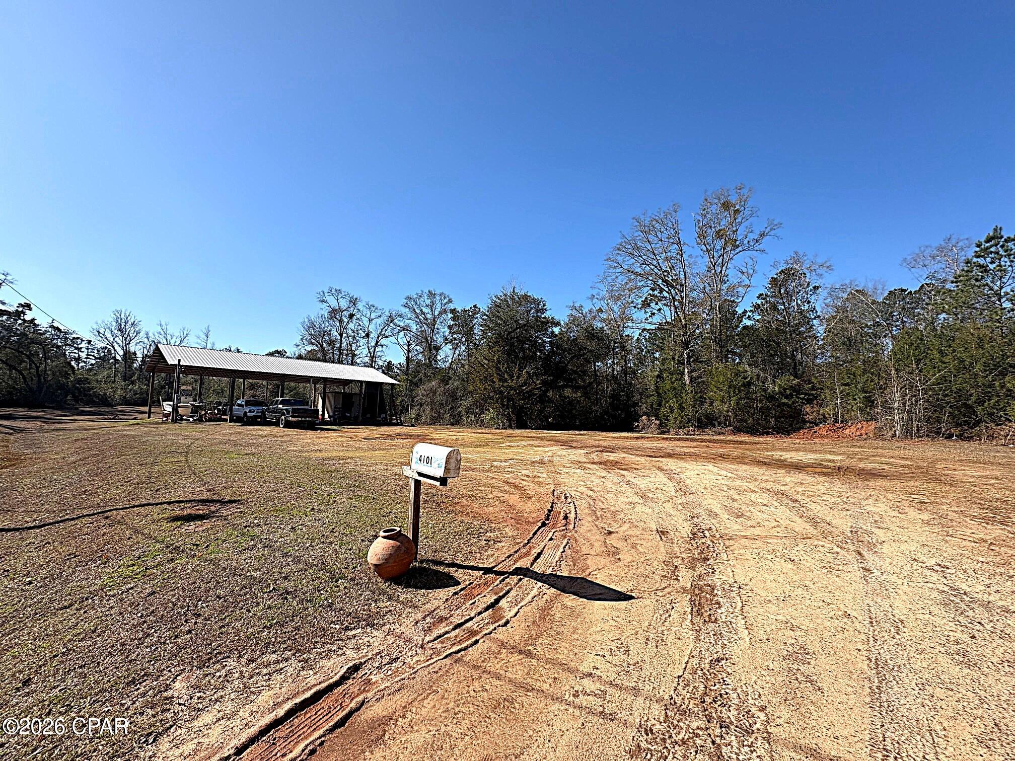 4101 Park Place Road, Marianna, FL 32446