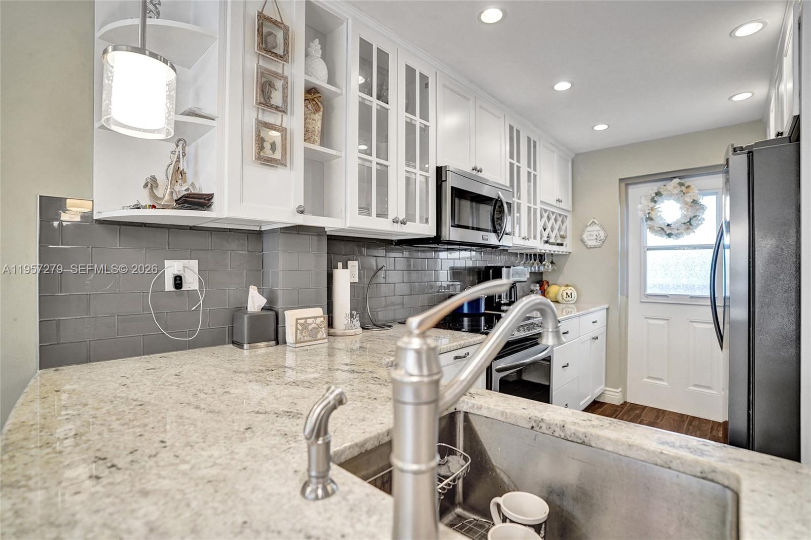 Hillsboro Cove Condo