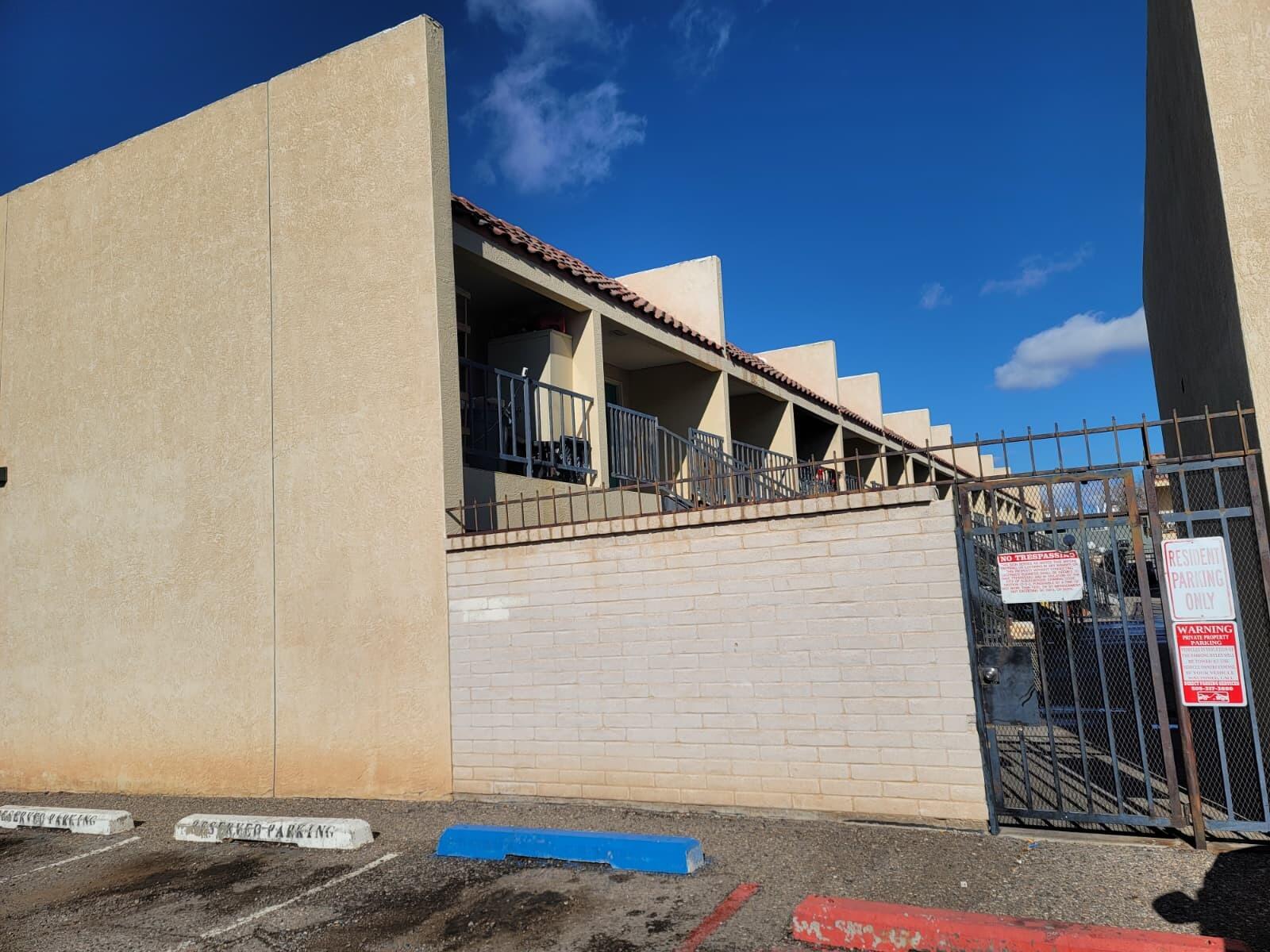 Homes for sale in Albuquerque, NM | 1025 Valencia Dr Se #APT 25, Albuquerque, NM 87108 | MLS# 1097873