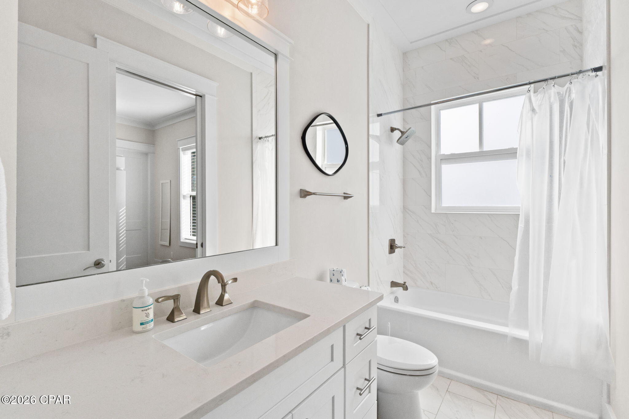 Image 60 For 28 Rue Martine