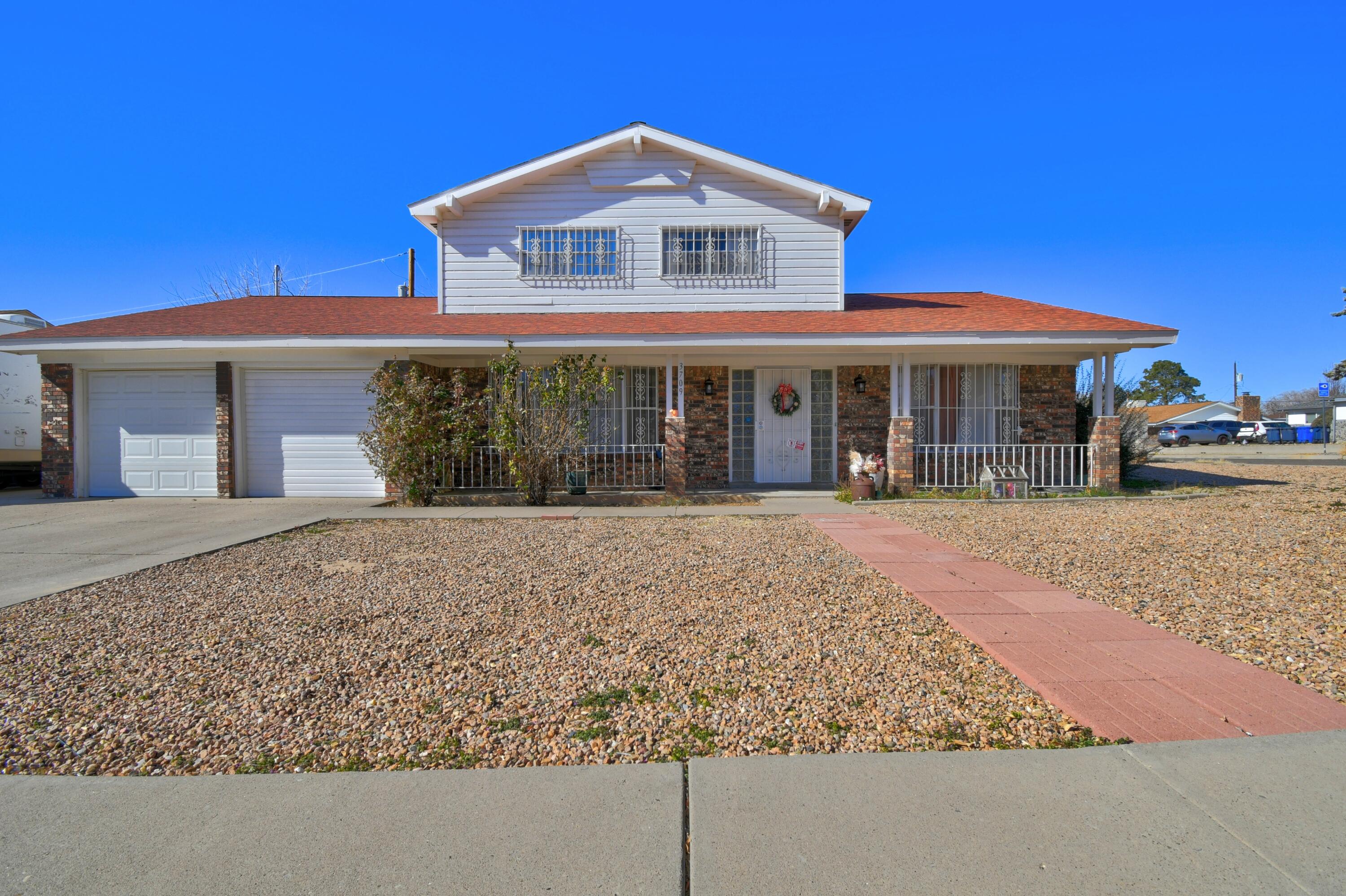 3709 General Stilwell Street, Albuquerque NM 87111