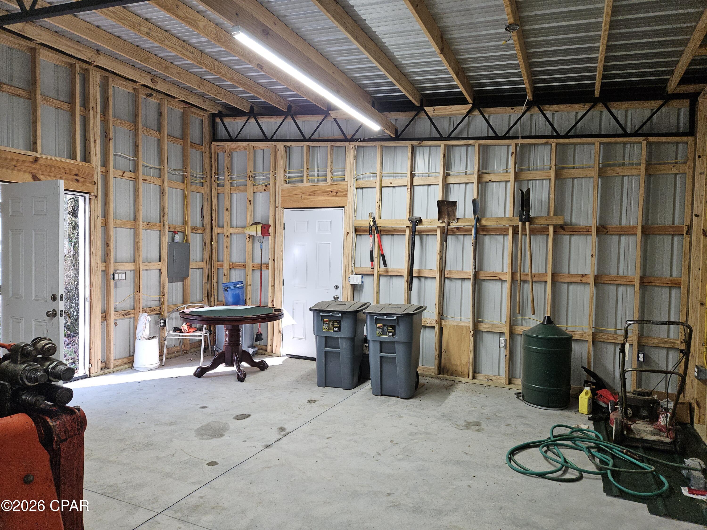 Image 25 For 2447 Greenhead Road