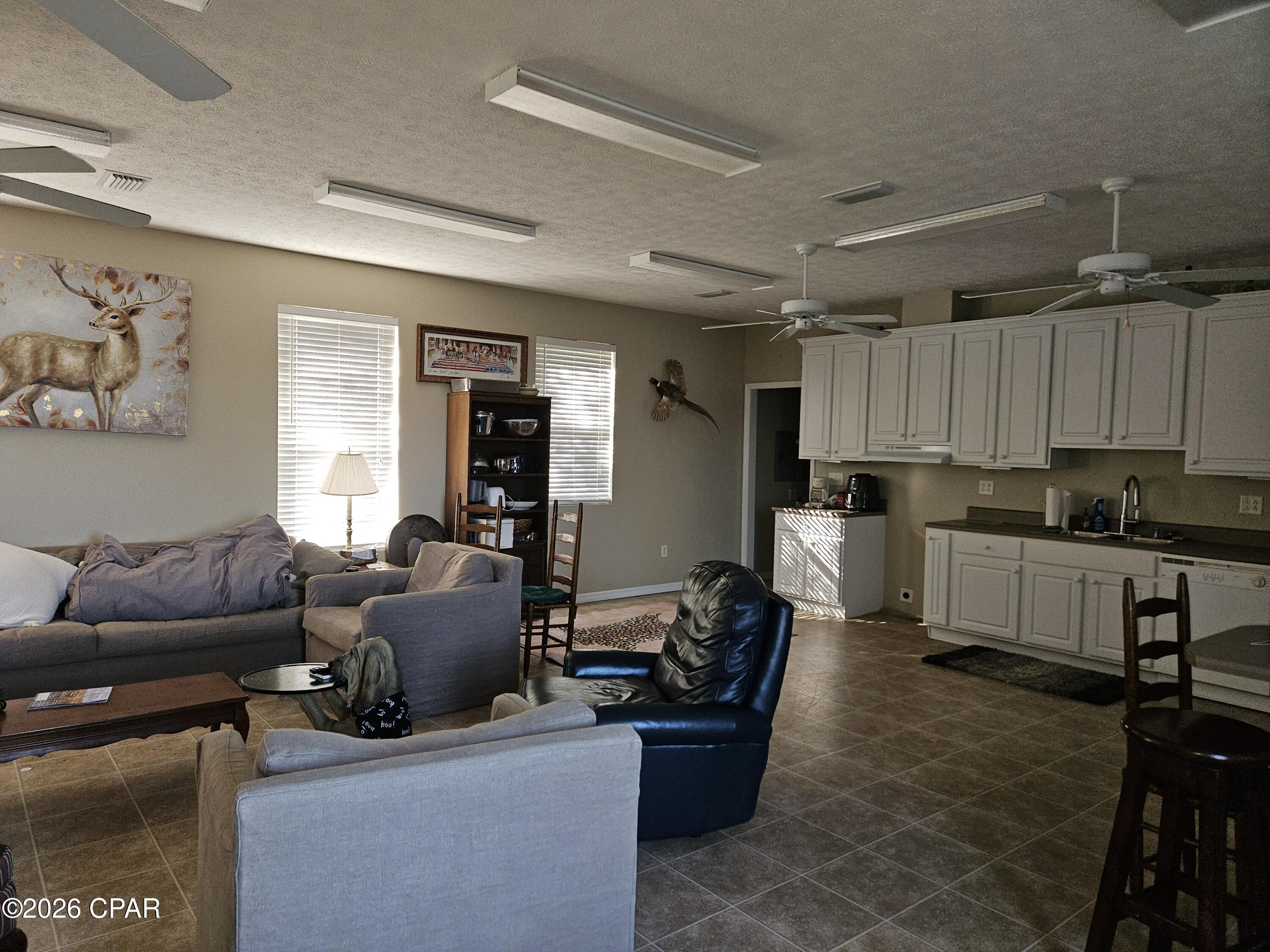 Image 9 For 2447 Greenhead Road