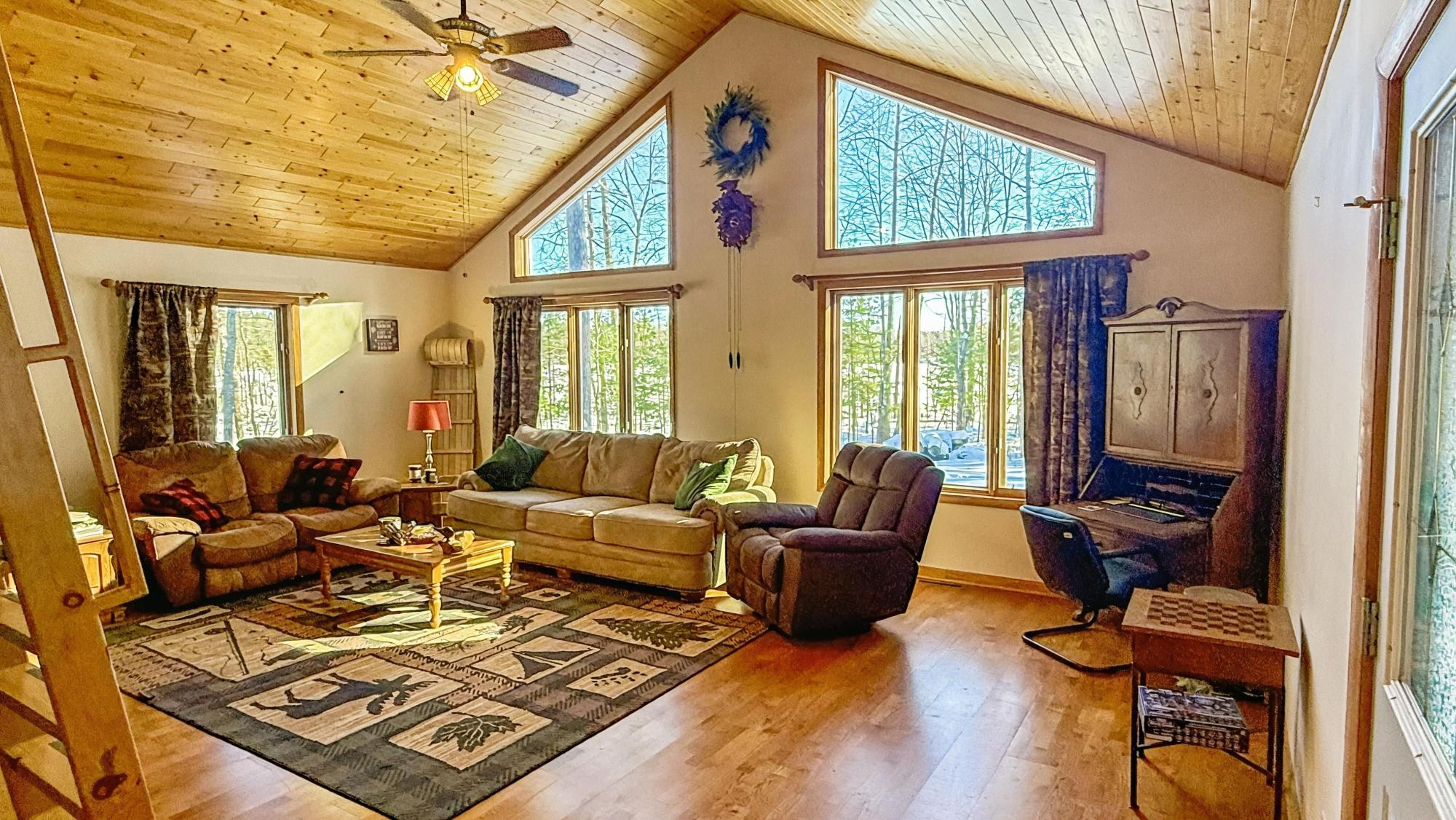 Virgin Lake R Property 8845 Virgin Lake Rd Photo 9