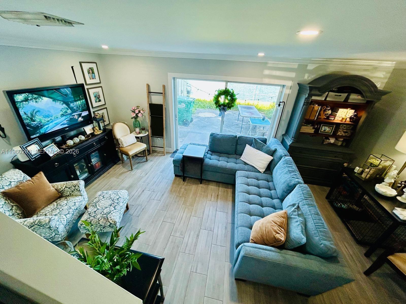 Weitzer Serena Lakes Town