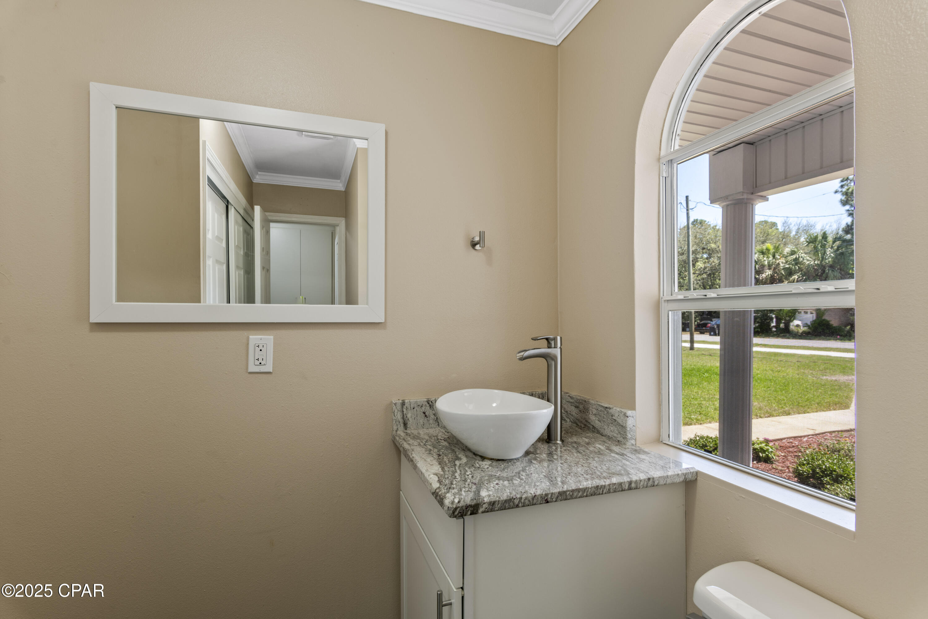 Image 21 For 468 Forest Shore Drive