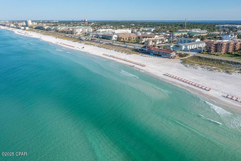 Image 25 For 468 Forest Shore Drive